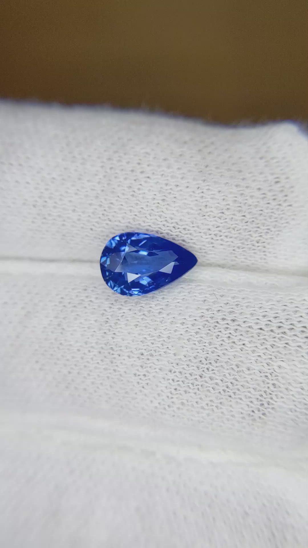 2.03 Ct. Blue Sapphire from Ceylon (Sri Lanka) Size Video