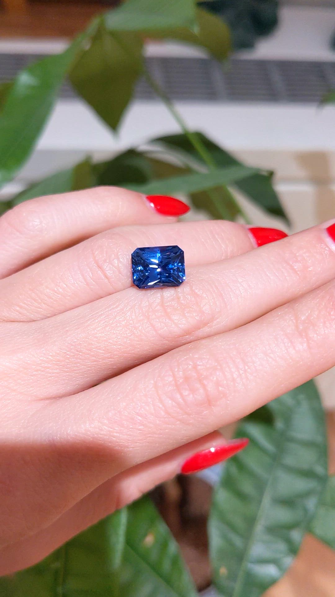 6.51 Ct. Blue Sapphire from Ceylon (Sri Lanka) Size Video