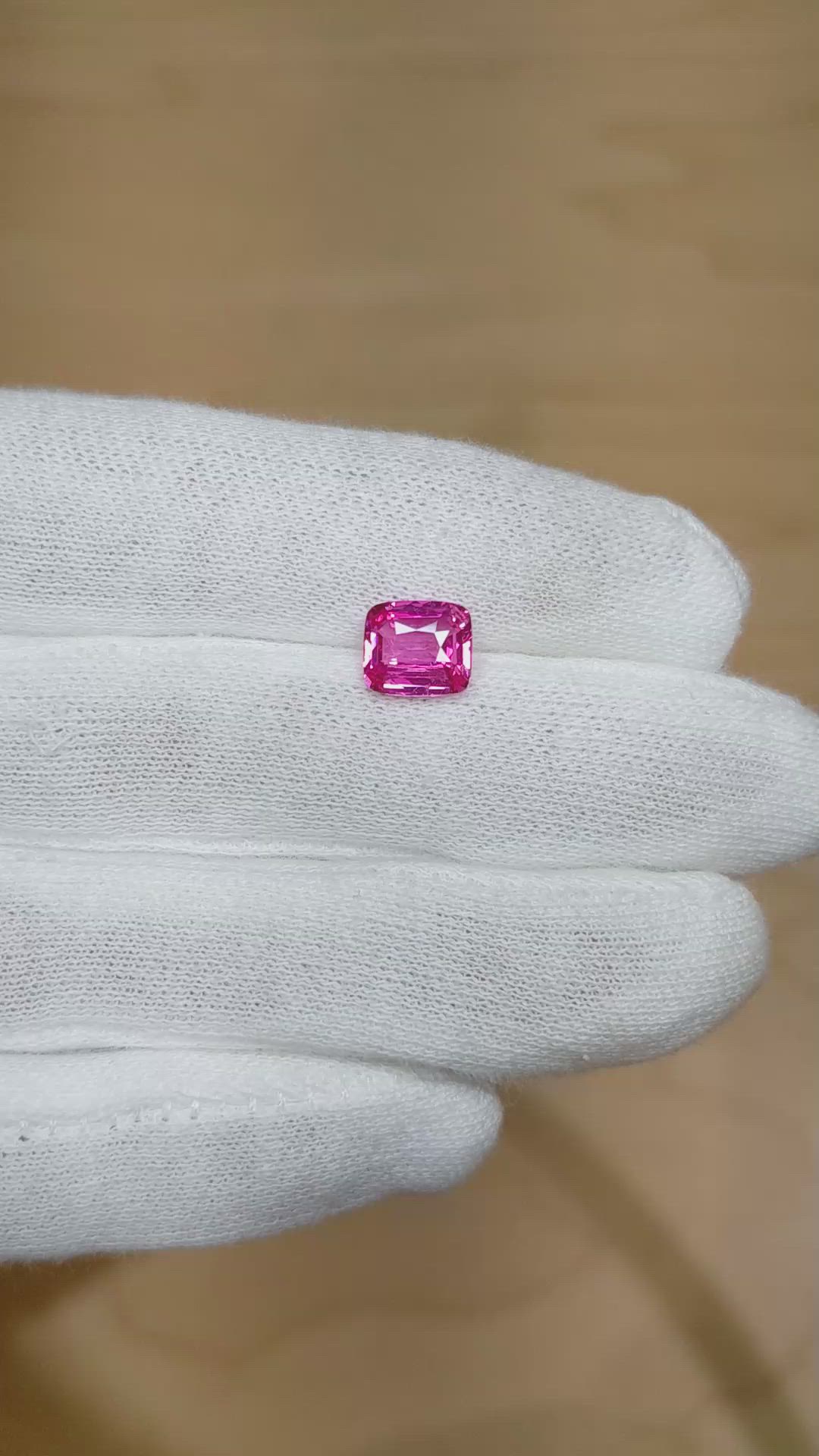 2.06 Ct. Pink Sapphire from Ceylon (Sri Lanka) Size Video