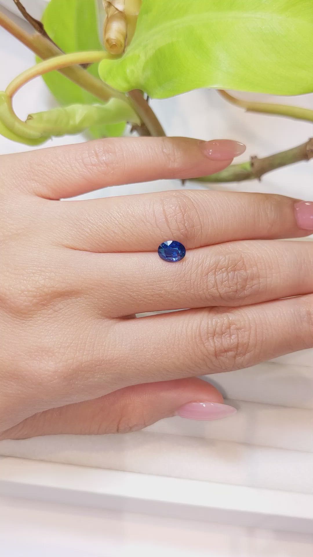 1.05 Ct. Blue Sapphire from Ceylon (Sri Lanka) Size Video