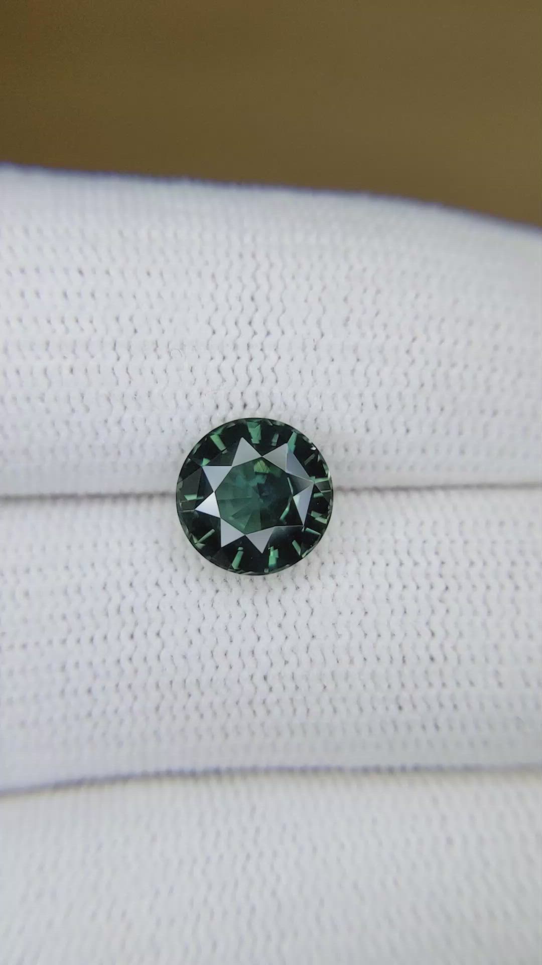 3.20 Ct. Bluish Green Sapphire from Ceylon (Sri Lanka) Size Video