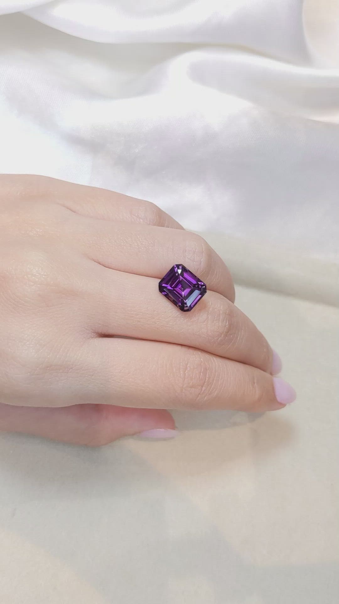 7.07 Ct. Purple Sapphire from Madagascar Size Video