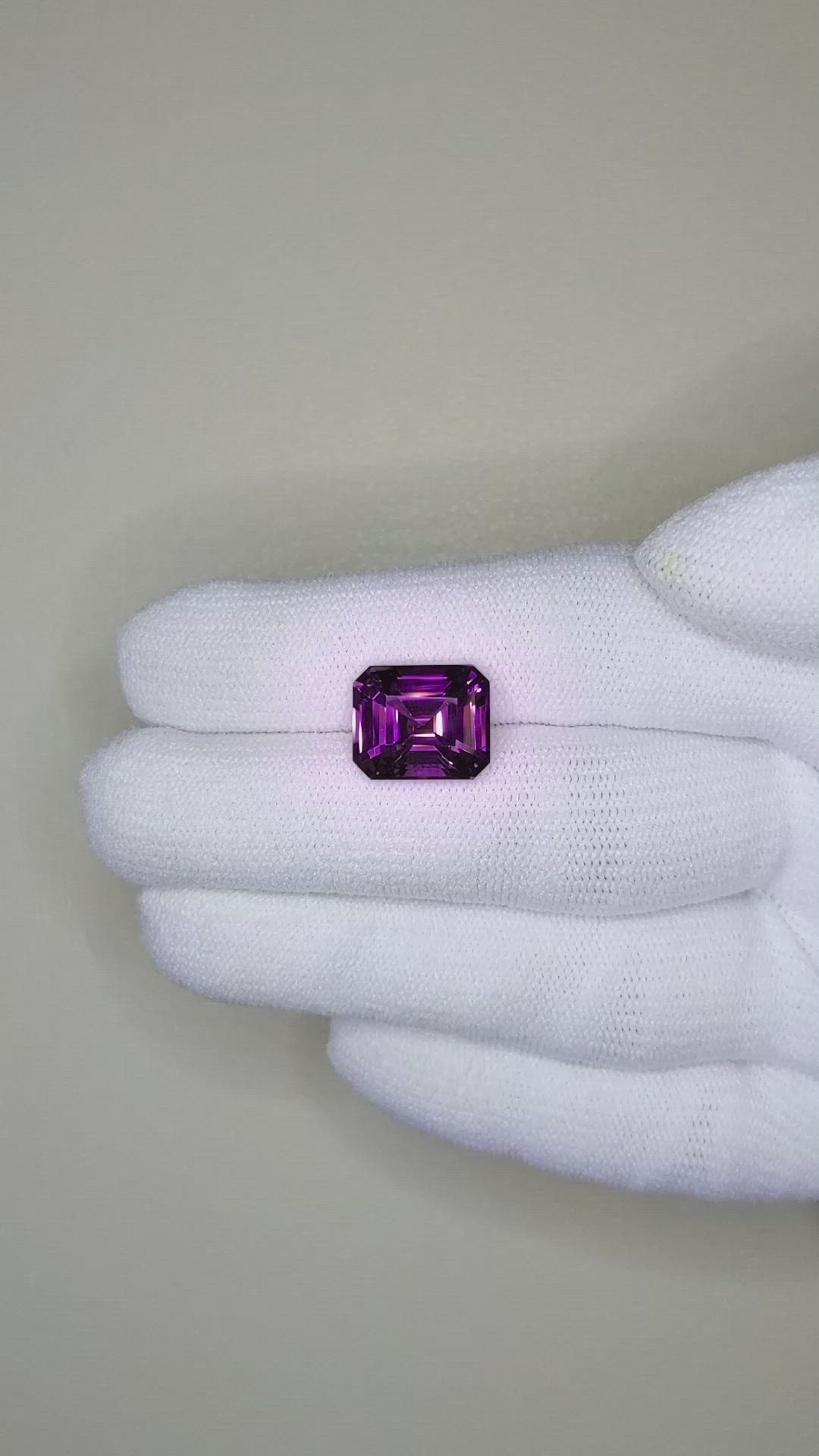 7.07 Ct. Purple Sapphire from Madagascar Size Video