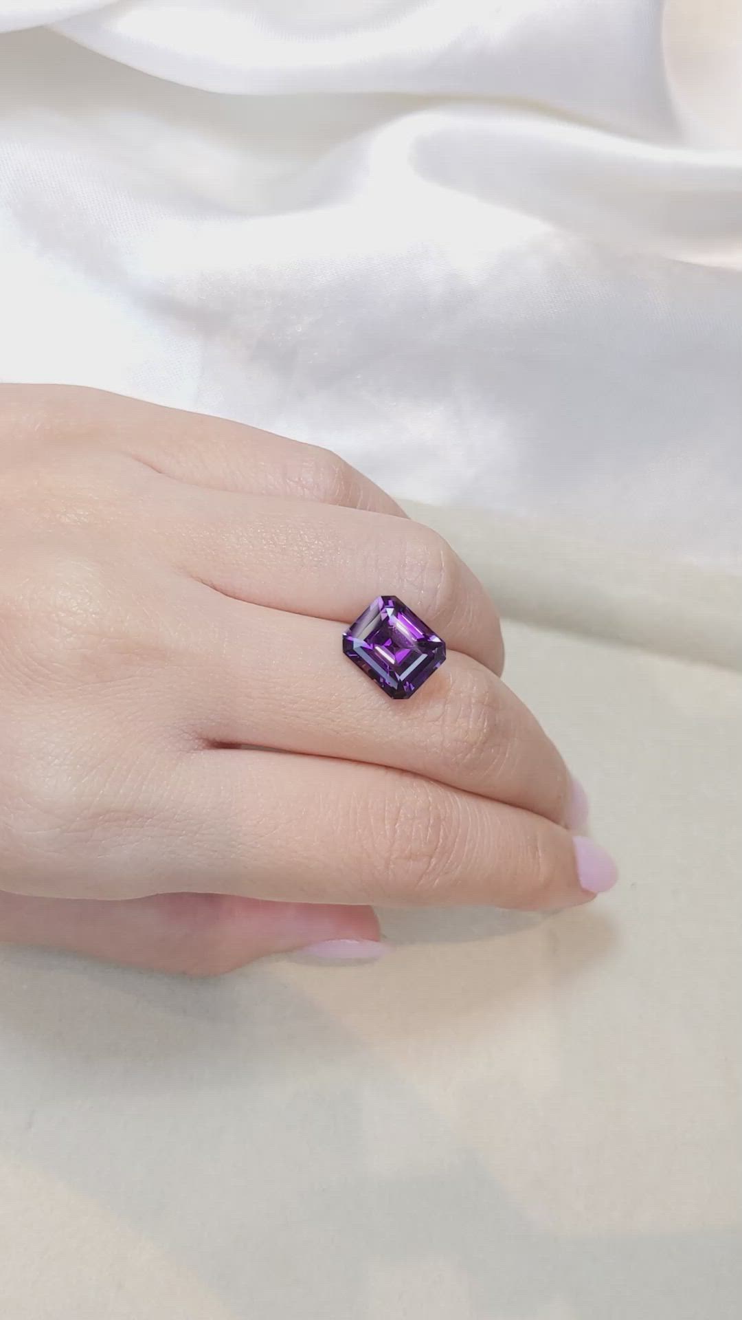 7.07 Ct. Purple Sapphire from Madagascar Size Video