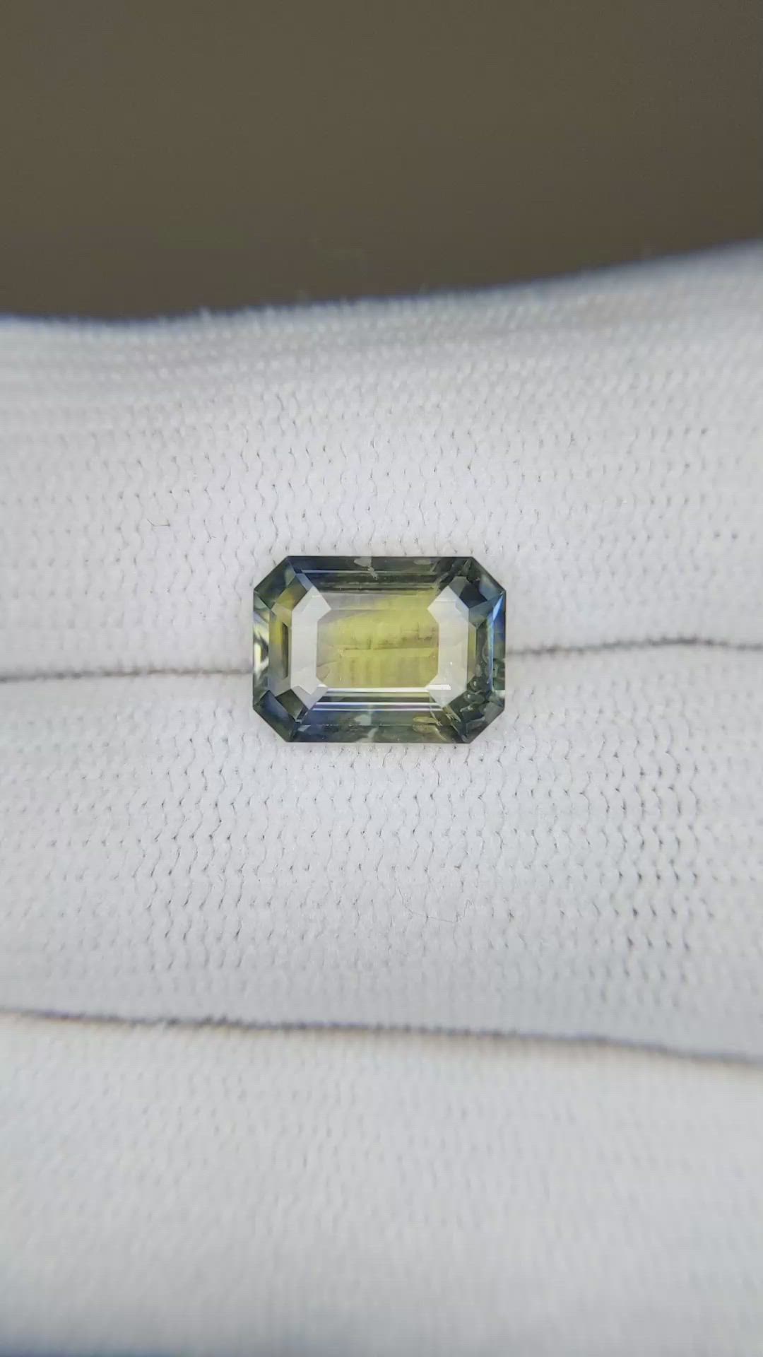 2.58 Ct. Bi Color Sapphire from Madagascar Size Video