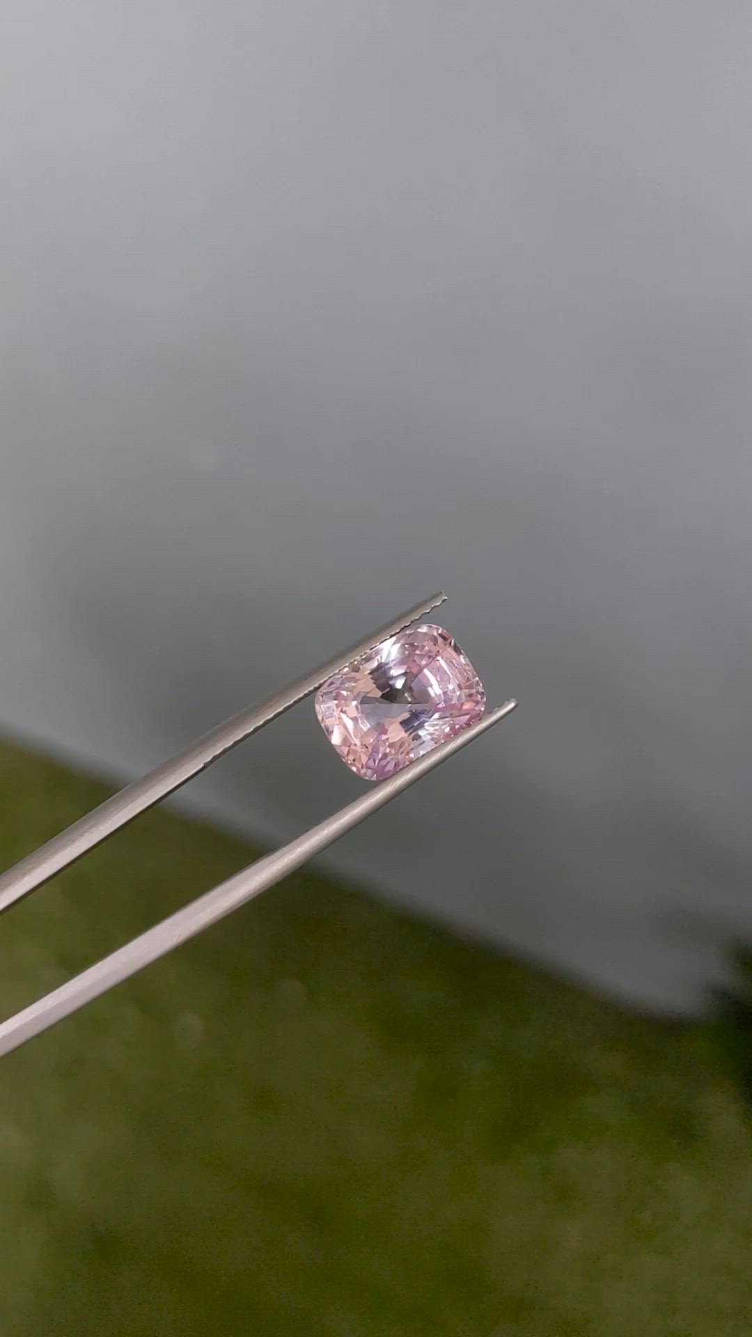 5.24 Ct. Pink Sapphire from Ceylon (Sri Lanka) Size Video