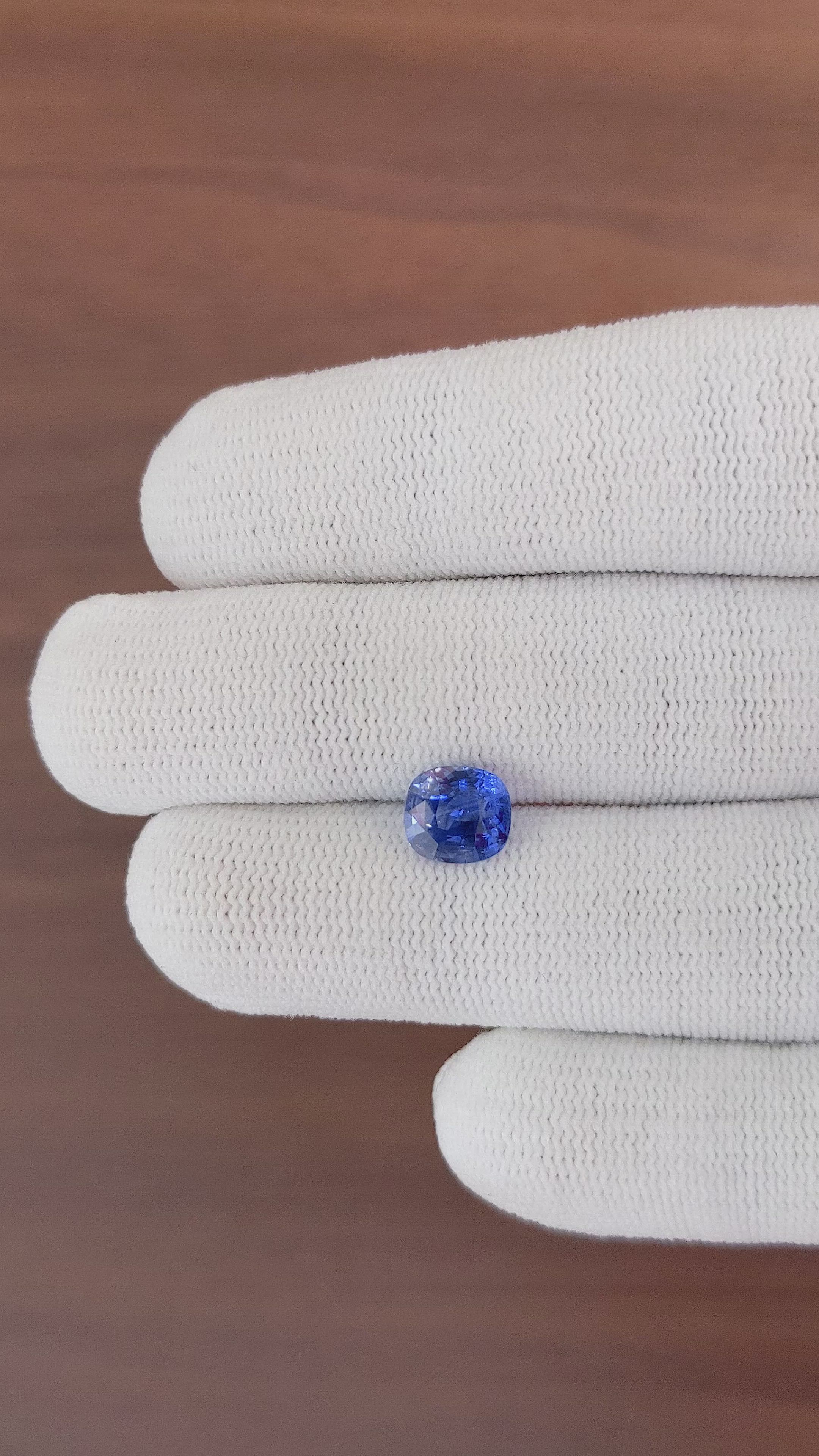 2.18 Ct. Blue Sapphire from Ceylon (Sri Lanka) Size Video