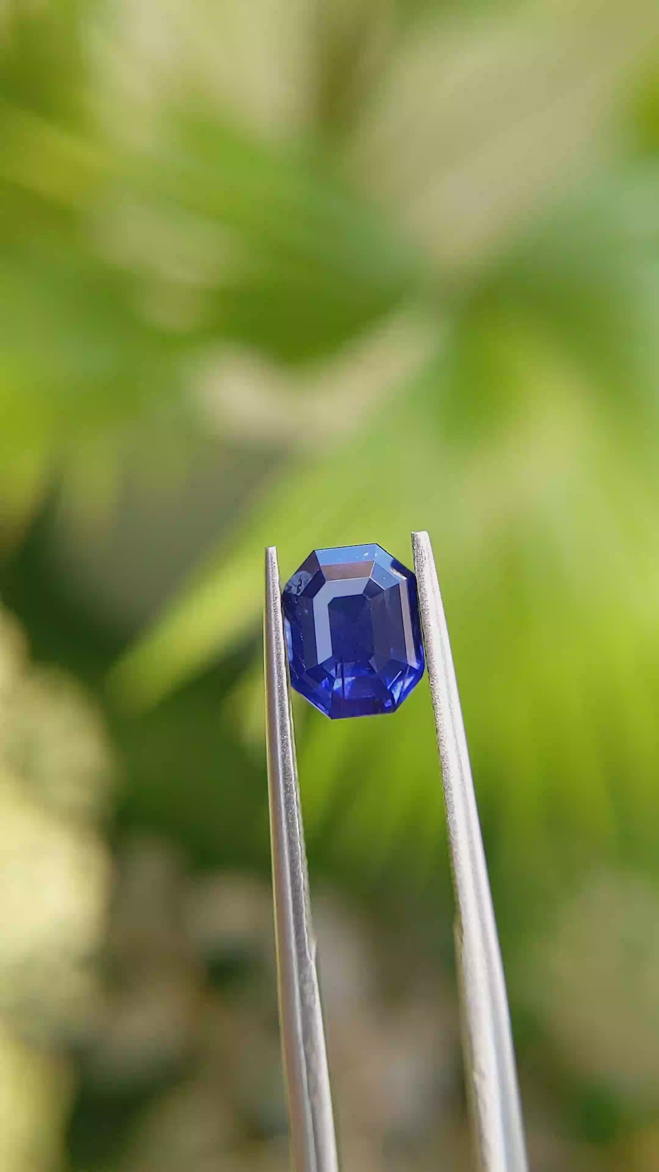 2.01 Ct. Blue Sapphire from Ceylon (Sri Lanka) Size Video