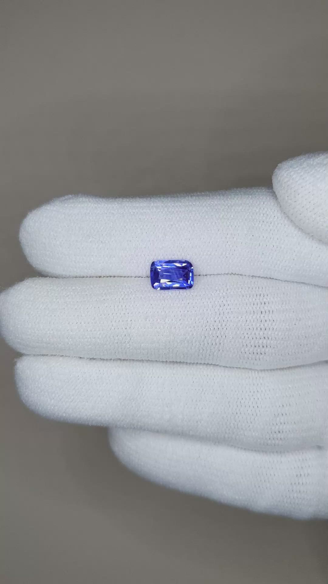 1.08 Ct. Blue Sapphire from Ceylon (Sri Lanka) Size Video