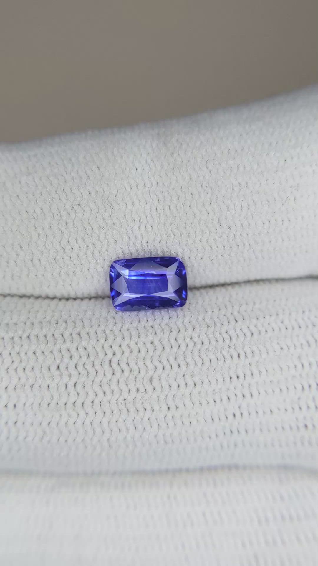 1.08 Ct. Blue Sapphire from Ceylon (Sri Lanka) Size Video