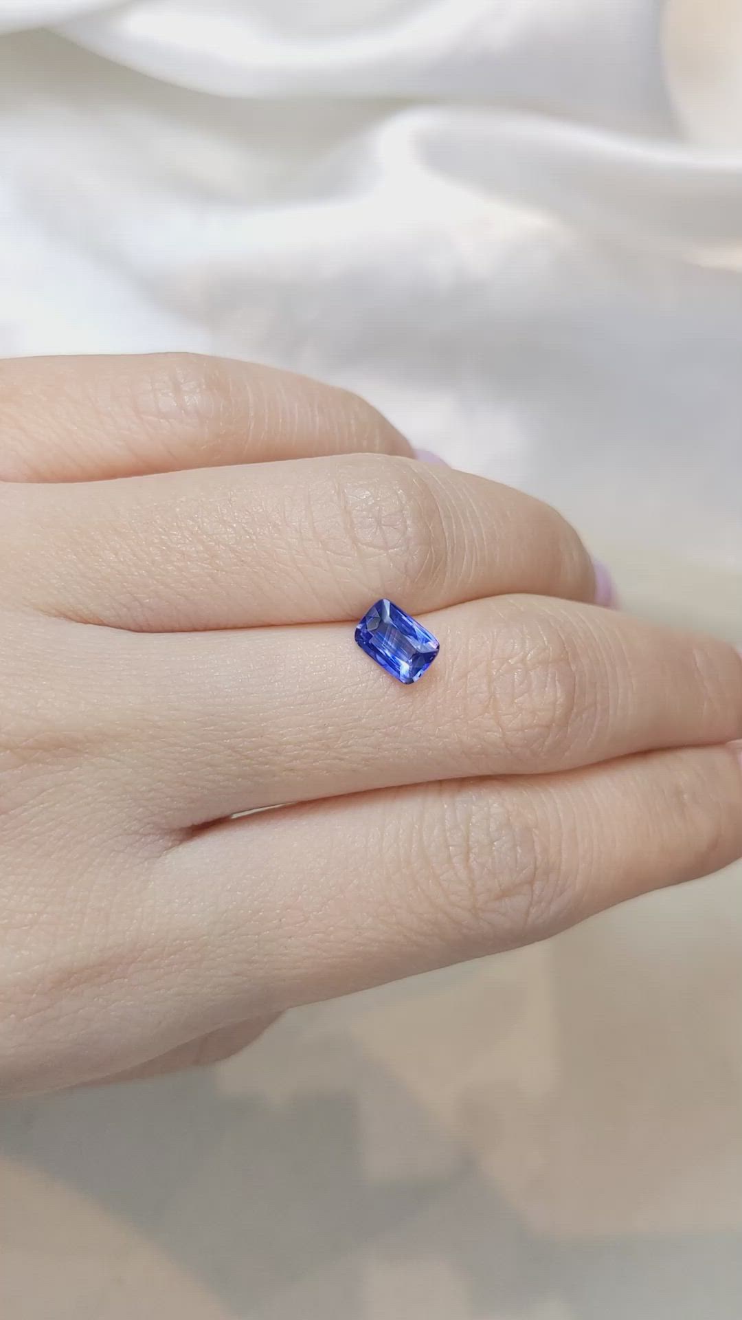 1.08 Ct. Blue Sapphire from Ceylon (Sri Lanka) Size Video