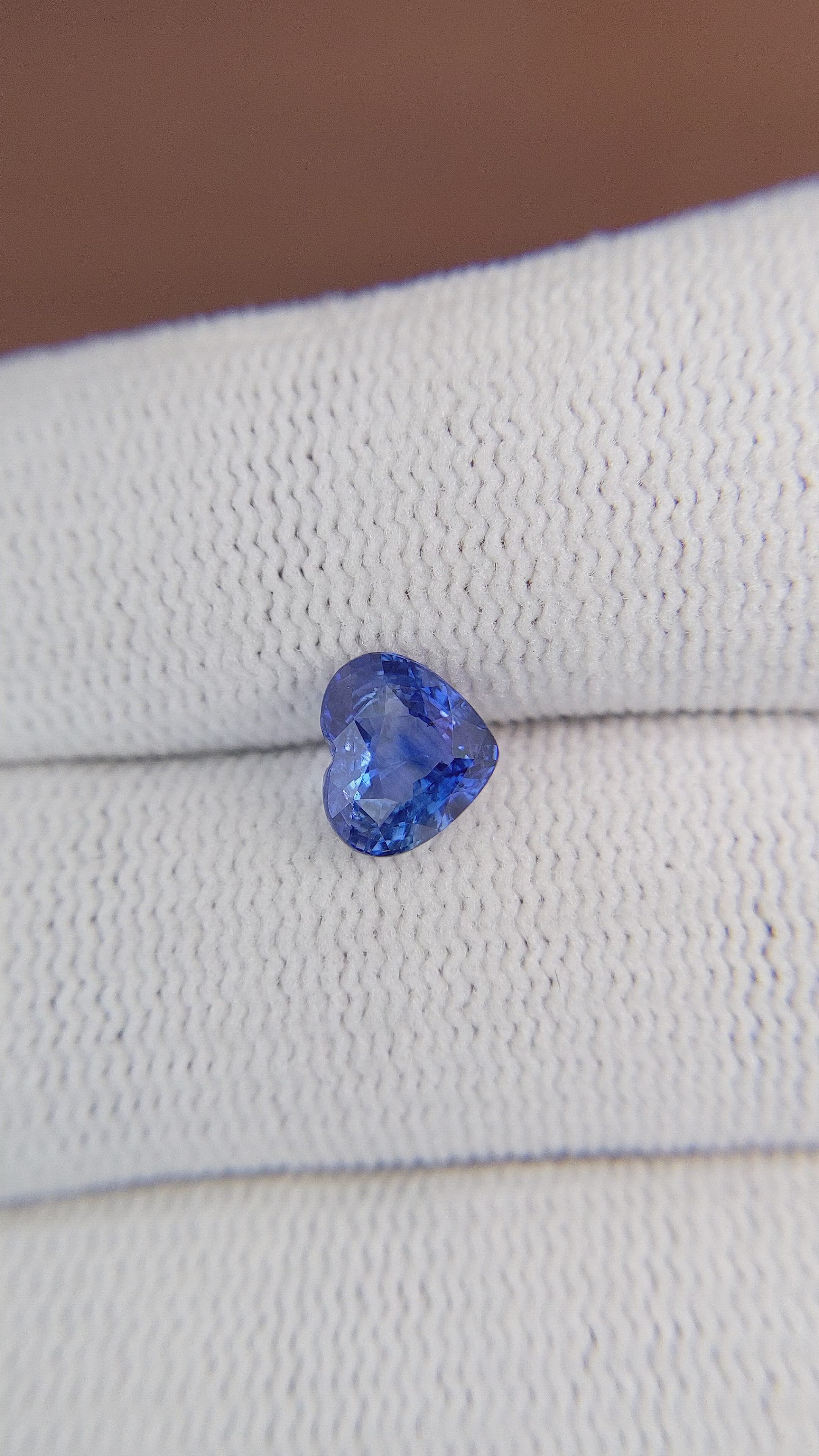 1.52 Ct. Blue Sapphire from Ceylon (Sri Lanka) Size Video