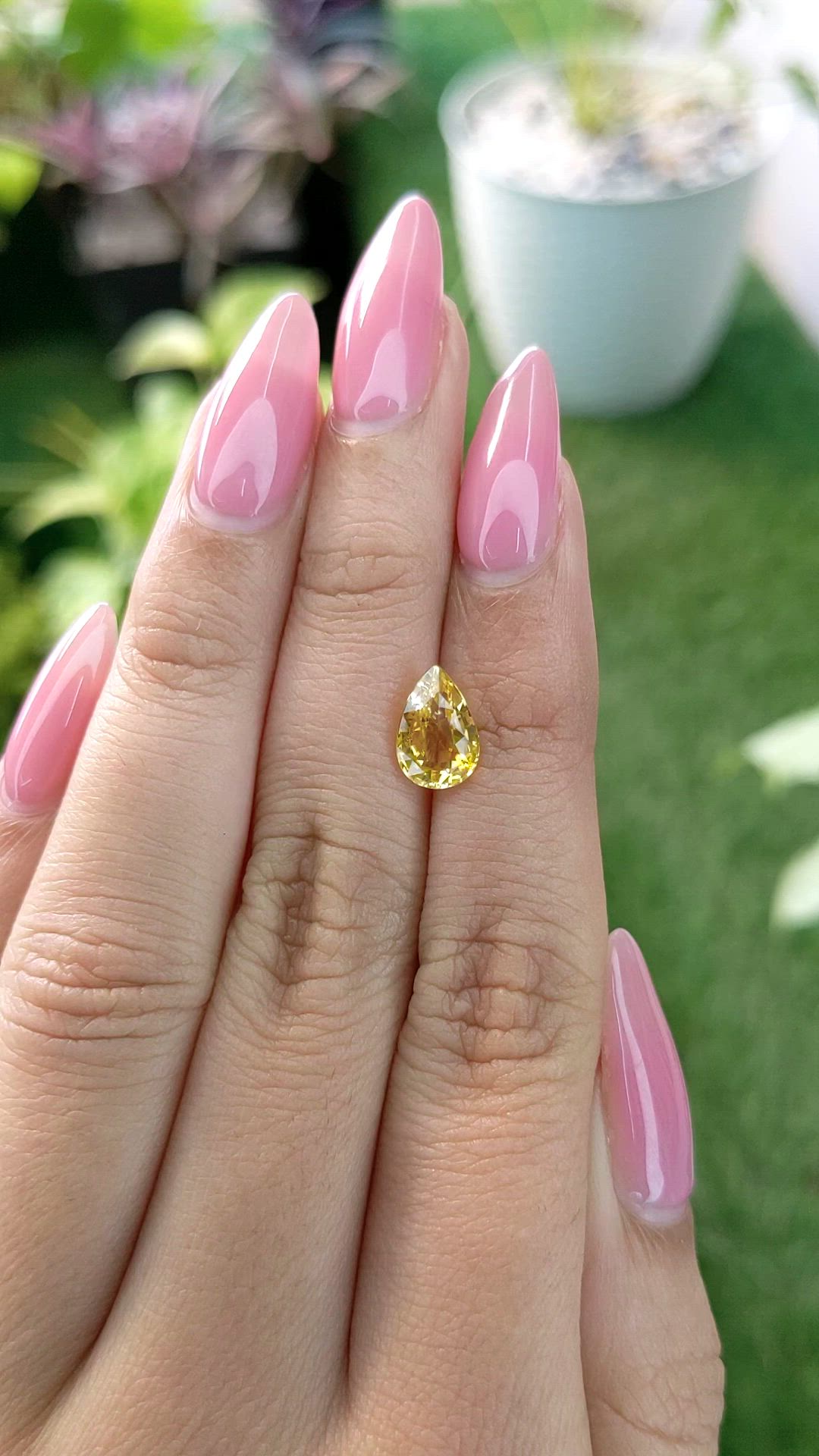 2.11 Ct. Yellow Sapphire from Ceylon (Sri Lanka) Size Video