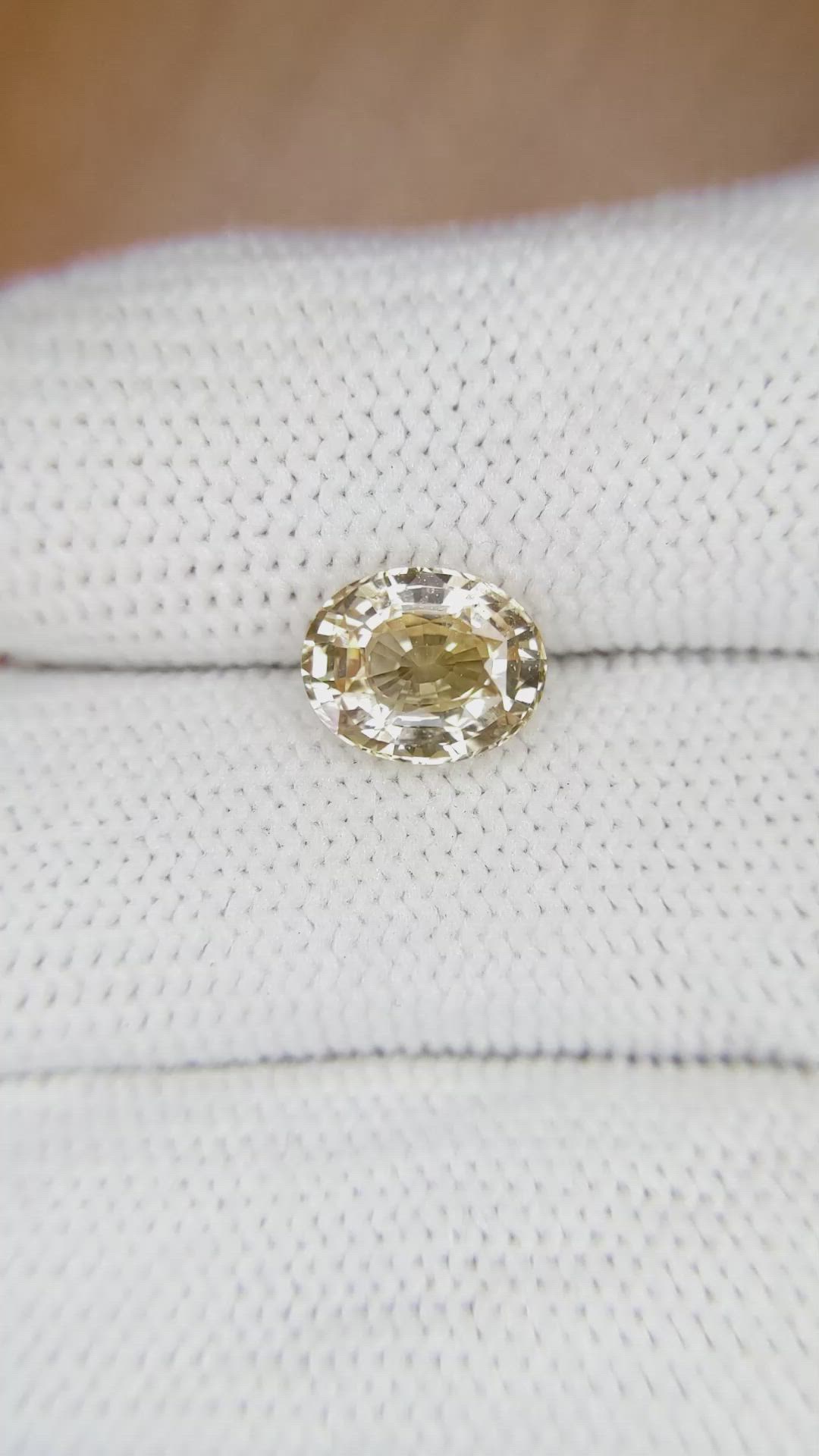 2.30 Ct. Peach Sapphire from Ceylon (Sri Lanka) Size Video