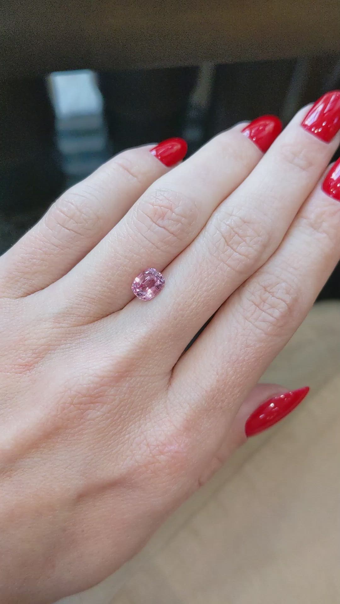 1.24 Ct. Padparadscha Sapphire from Ceylon (Sri Lanka) Size Video
