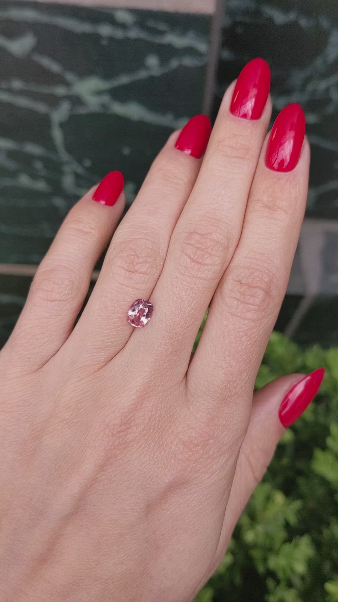 1.24 Ct. Padparadscha Sapphire from Ceylon (Sri Lanka) Size Video