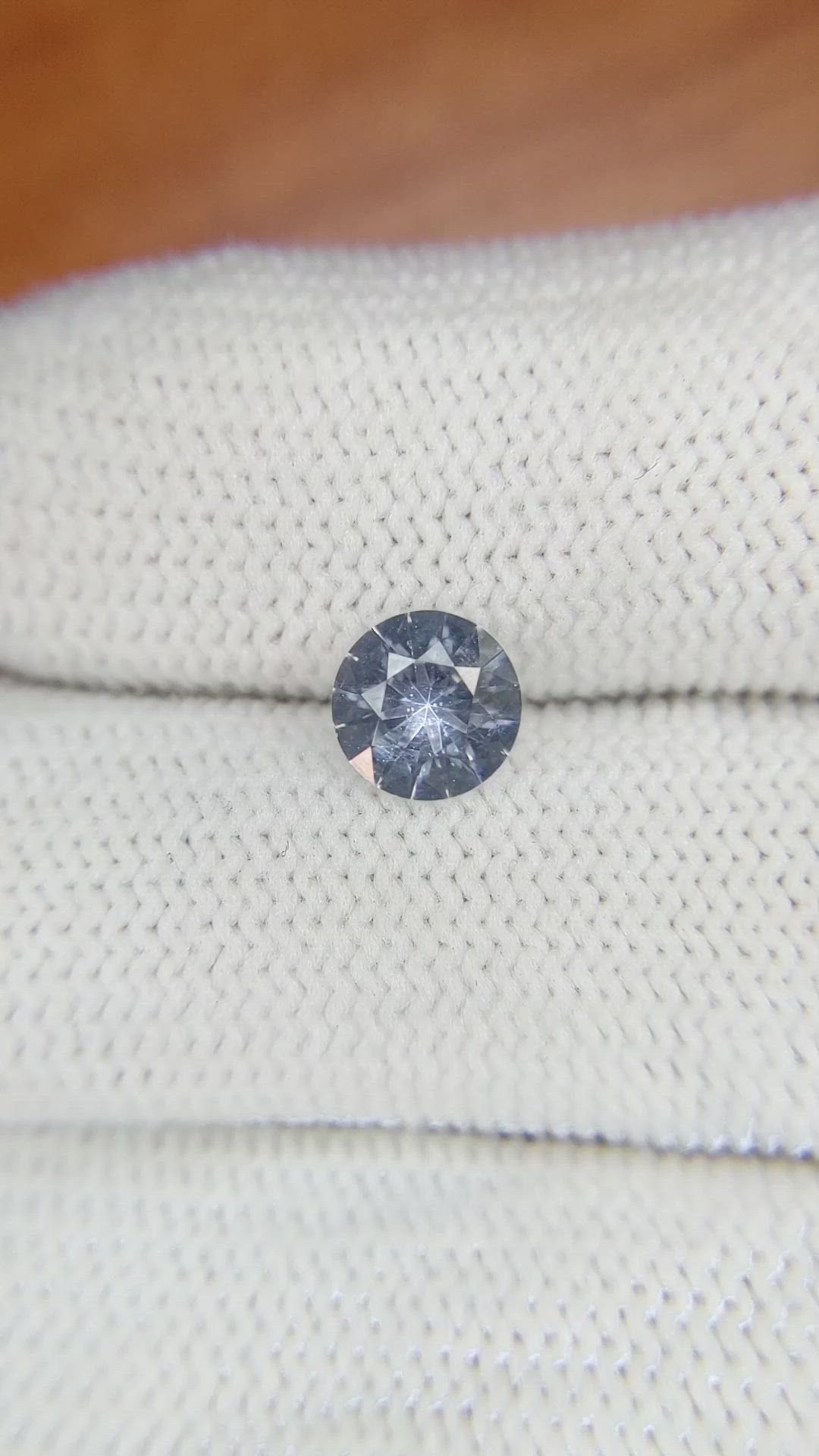 1.05 Ct. Blue Sapphire from Ceylon (Sri Lanka) Size Video