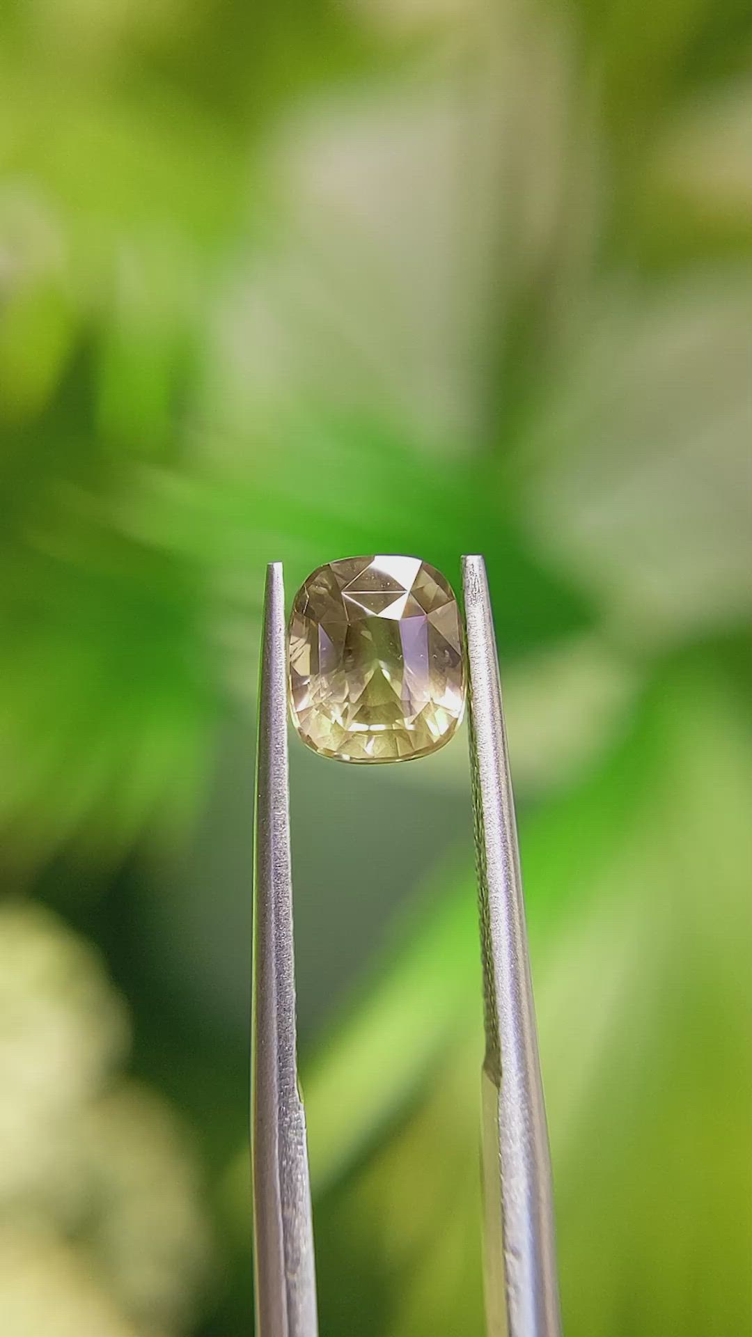 2.00 Ct. Peach Sapphire from Madagascar Size Video