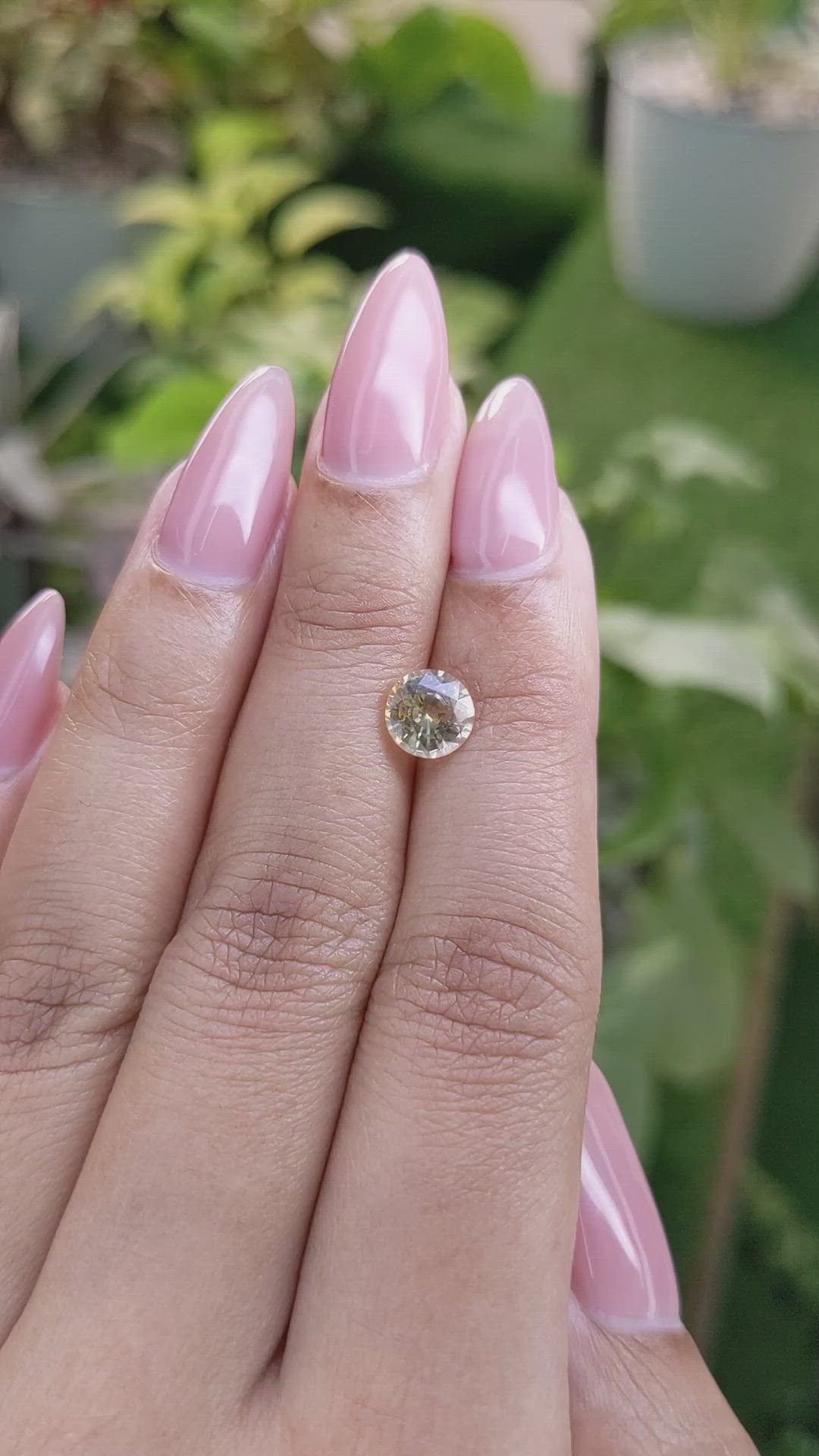 1.49 Ct. Yellow Sapphire from Ceylon (Sri Lanka) Size Video