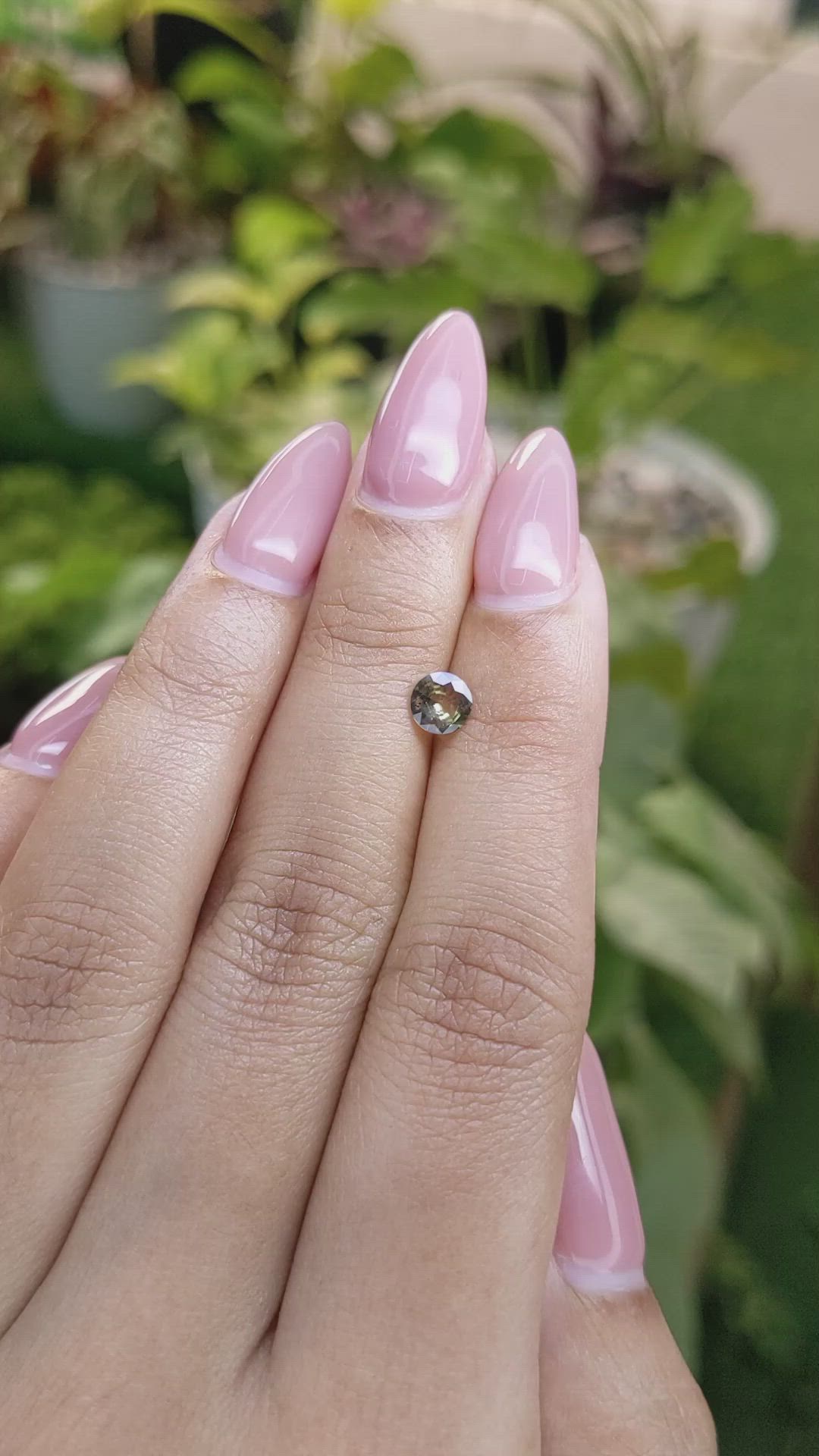 0.48 Ct. Greenish Yellow Sapphire from Ceylon (Sri Lanka) Size Video