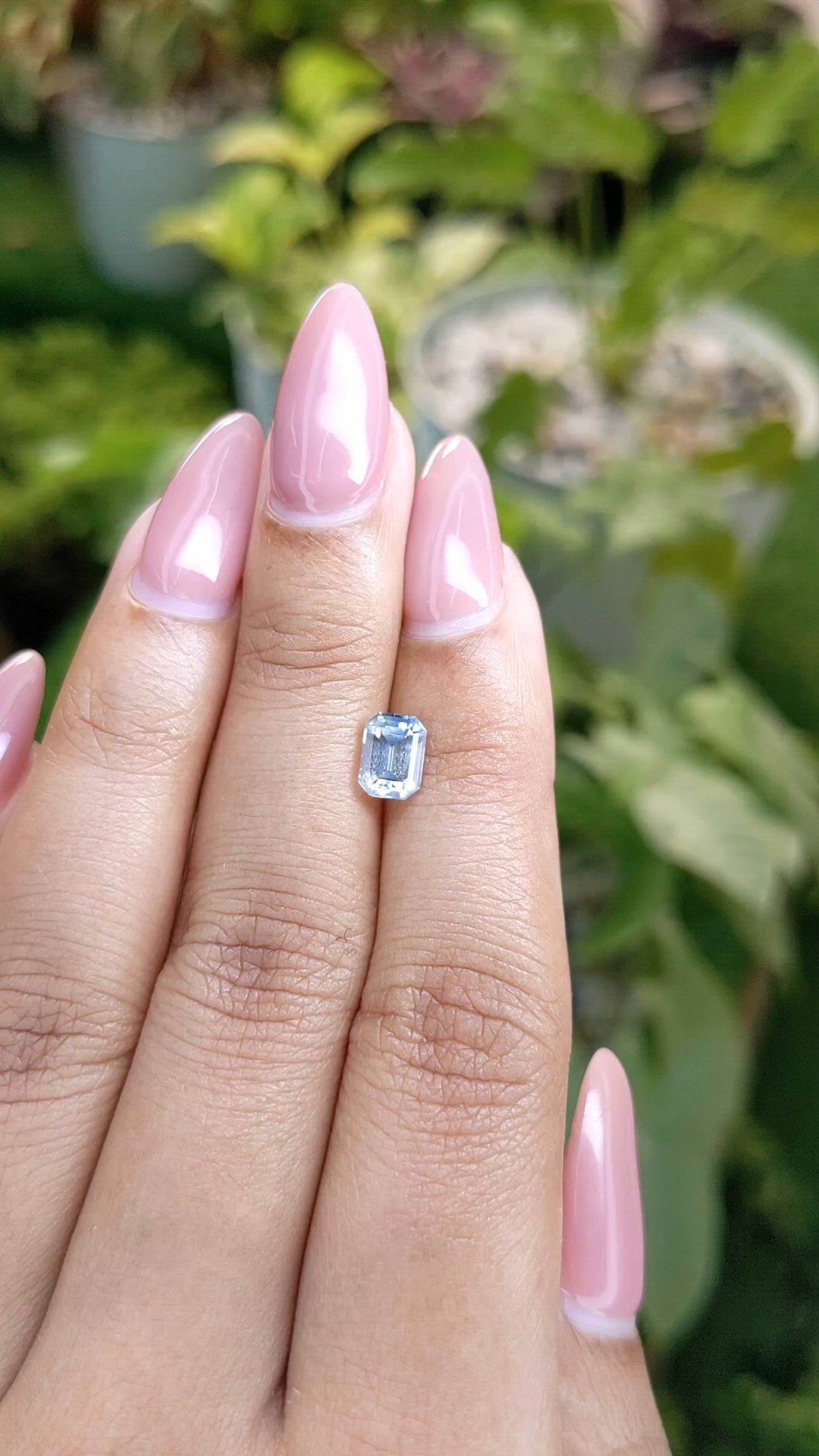 1.24 Ct. Bi Color Sapphire from Ceylon (Sri Lanka) Size Video