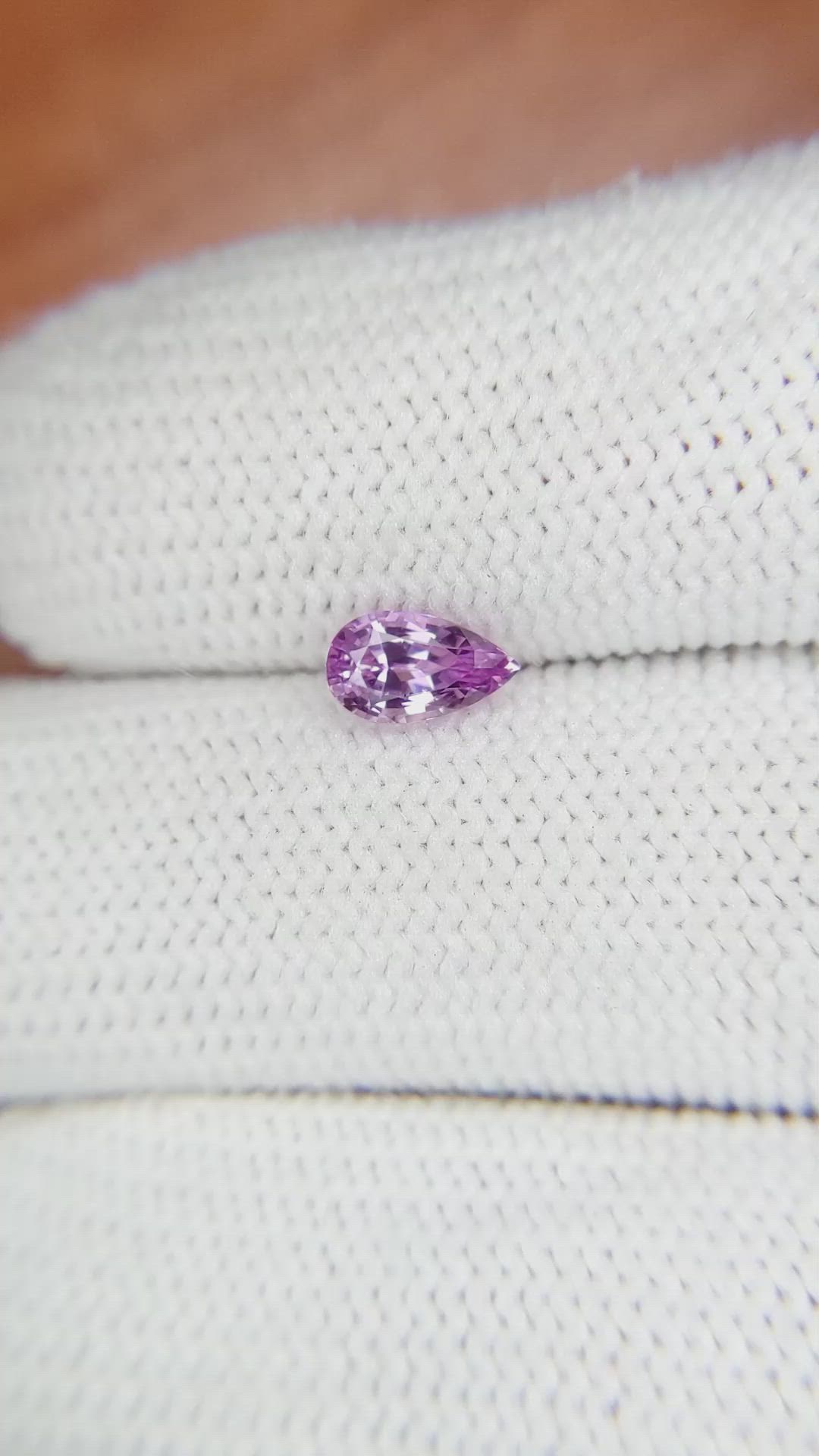 0.80 Ct. Pinkish Purple Sapphire from Ceylon (Sri Lanka) Size Video