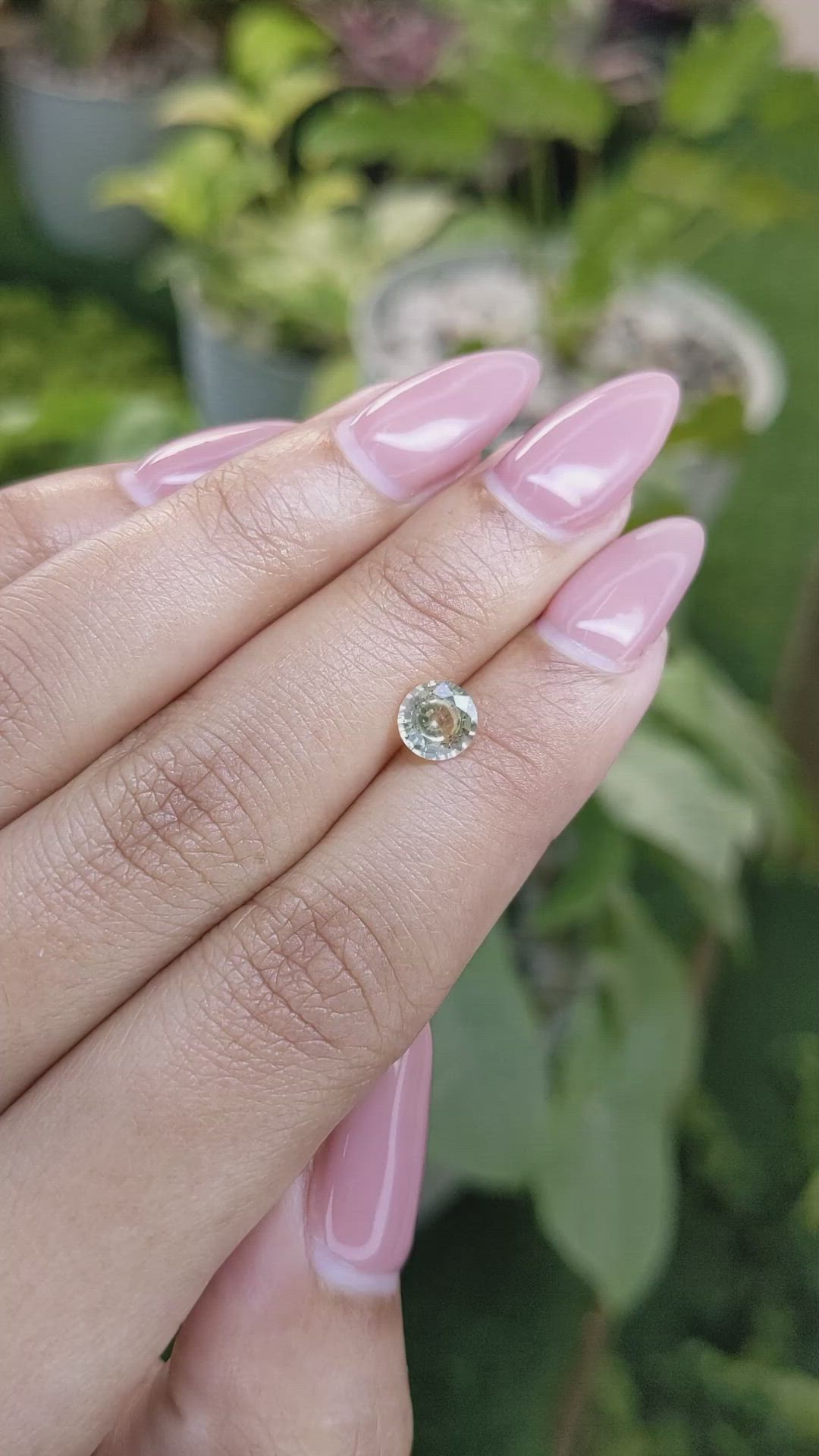 0.99 Ct. Yellow Sapphire from Ceylon (Sri Lanka) Size Video