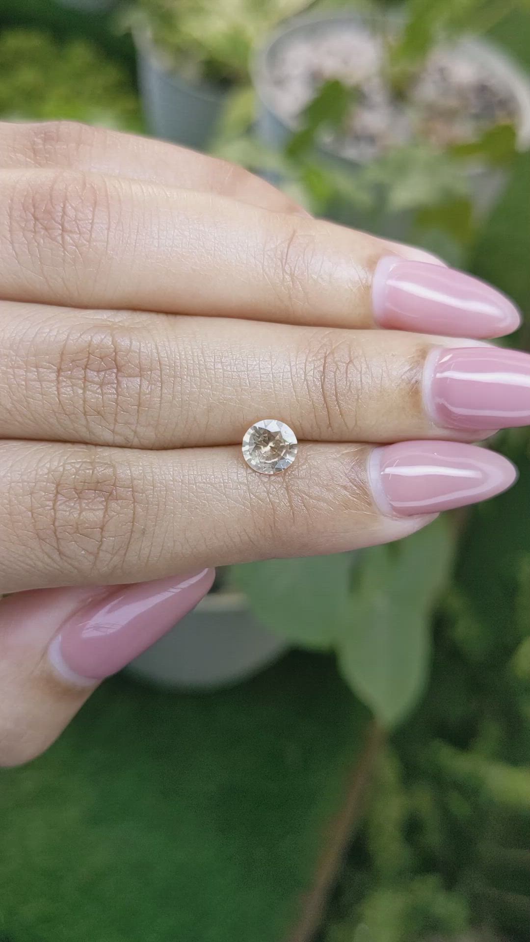 0.90 Ct. Yellow Sapphire from Ceylon (Sri Lanka) Size Video