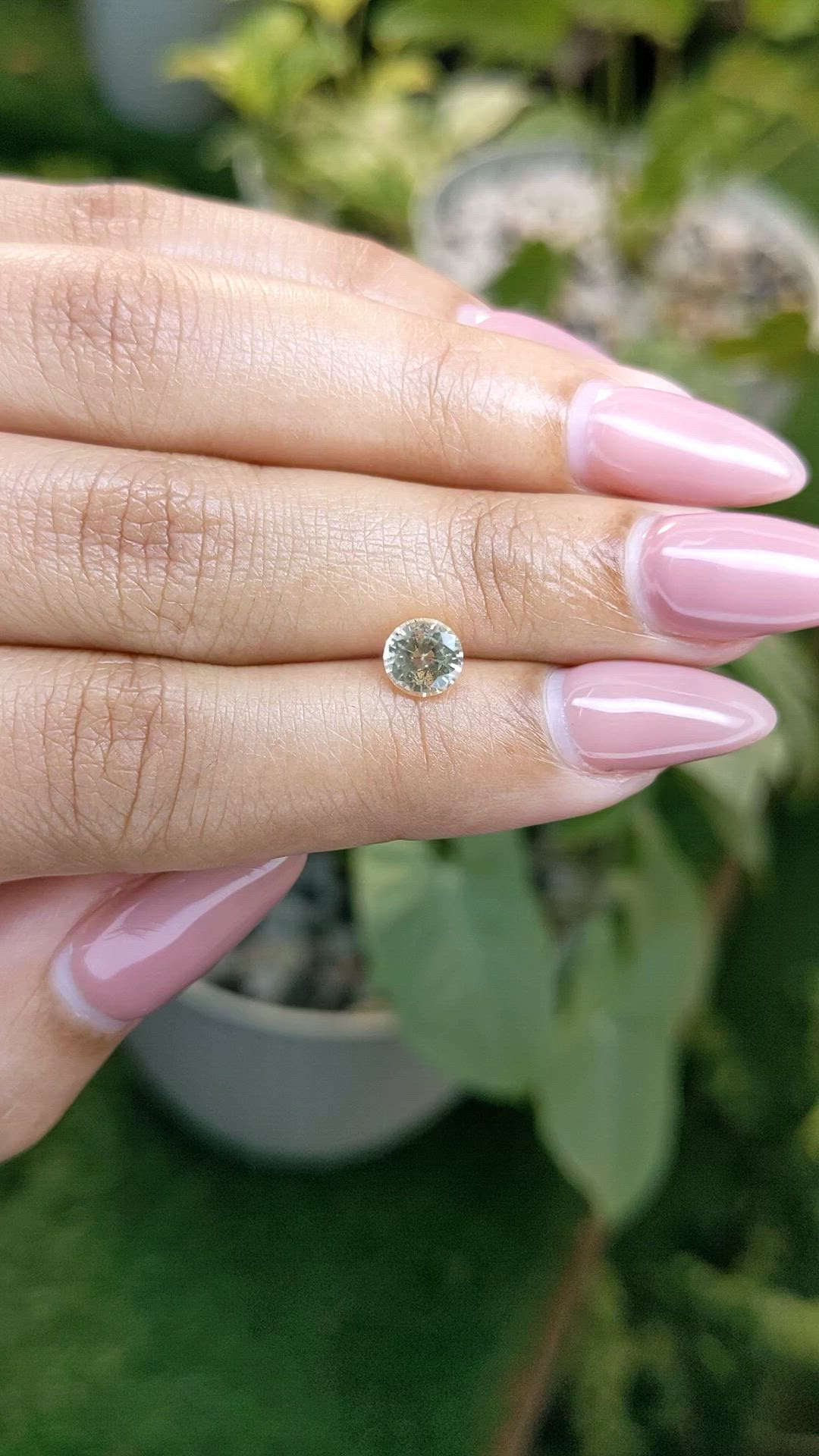 0.95 Ct. Yellow Sapphire from Ceylon (Sri Lanka) Size Video