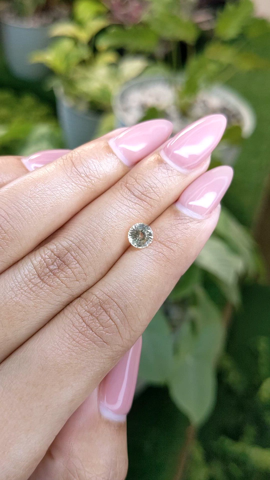 0.95 Ct. Yellow Sapphire from Ceylon (Sri Lanka) Size Video