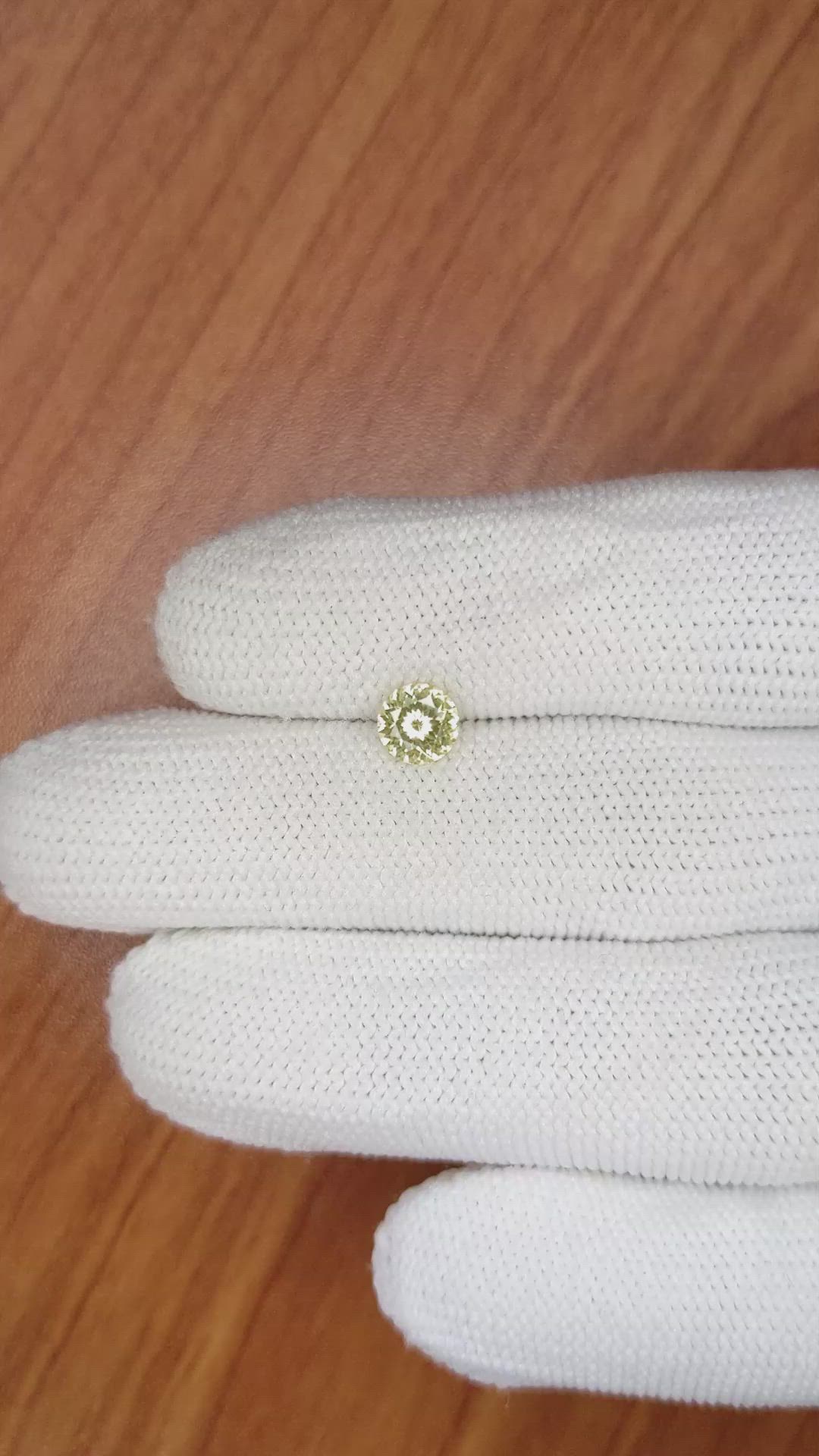 0.77 Ct. Yellow Sapphire from Ceylon (Sri Lanka) Size Video