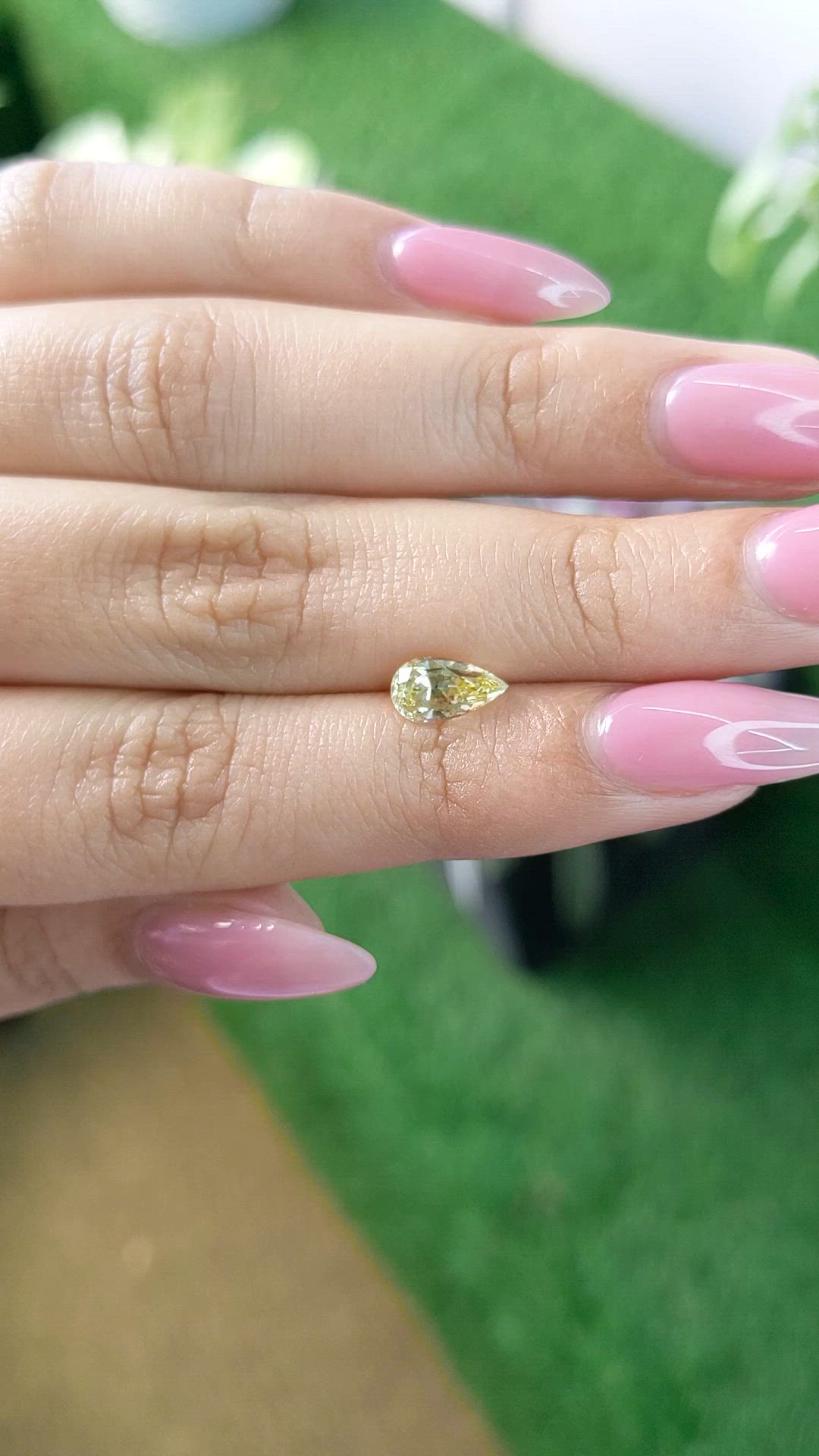 1.40 Ct. Yellow Sapphire from Ceylon (Sri Lanka) Size Video
