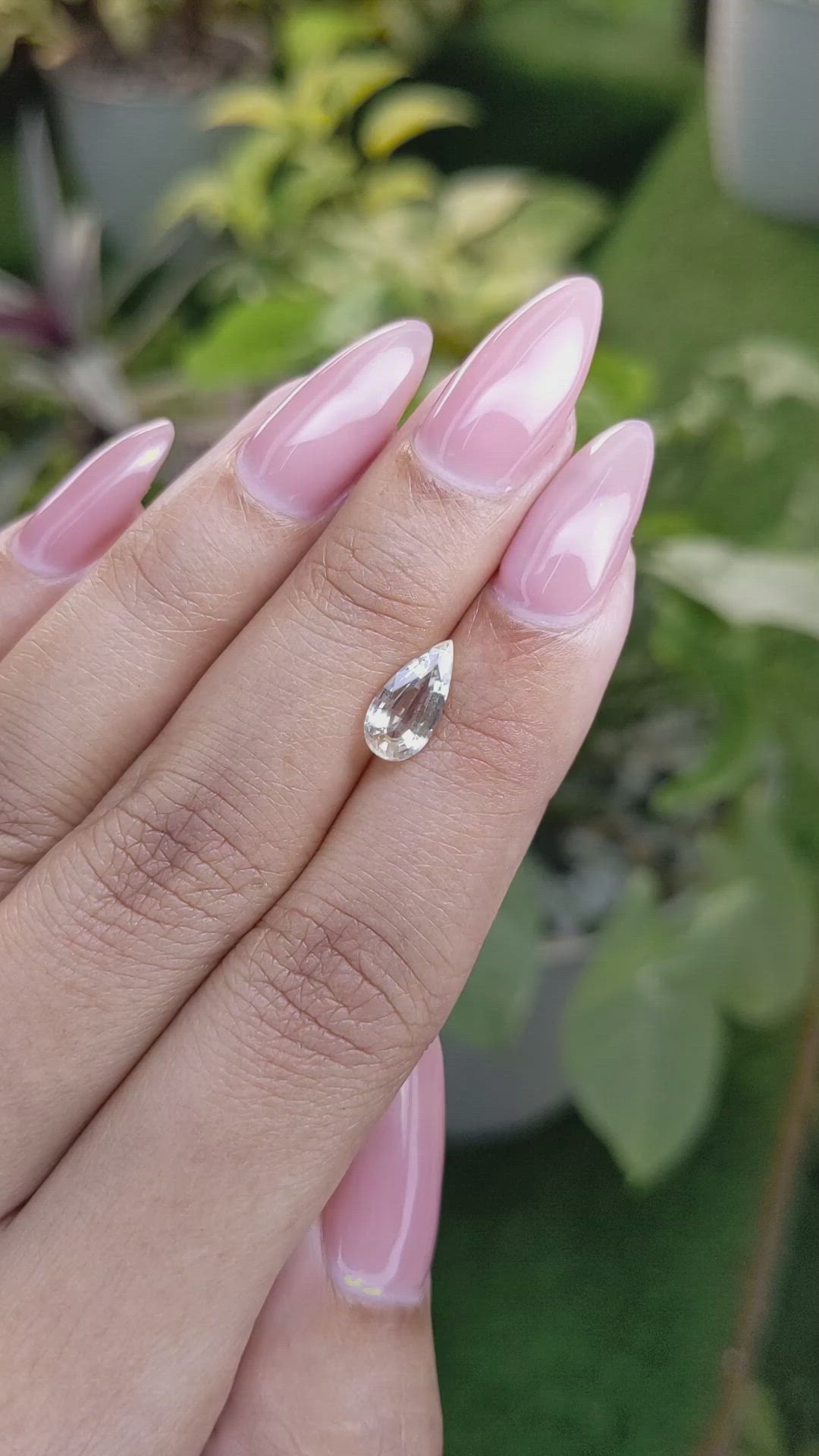 1.41 Ct. Yellow Sapphire from Ceylon (Sri Lanka) Size Video