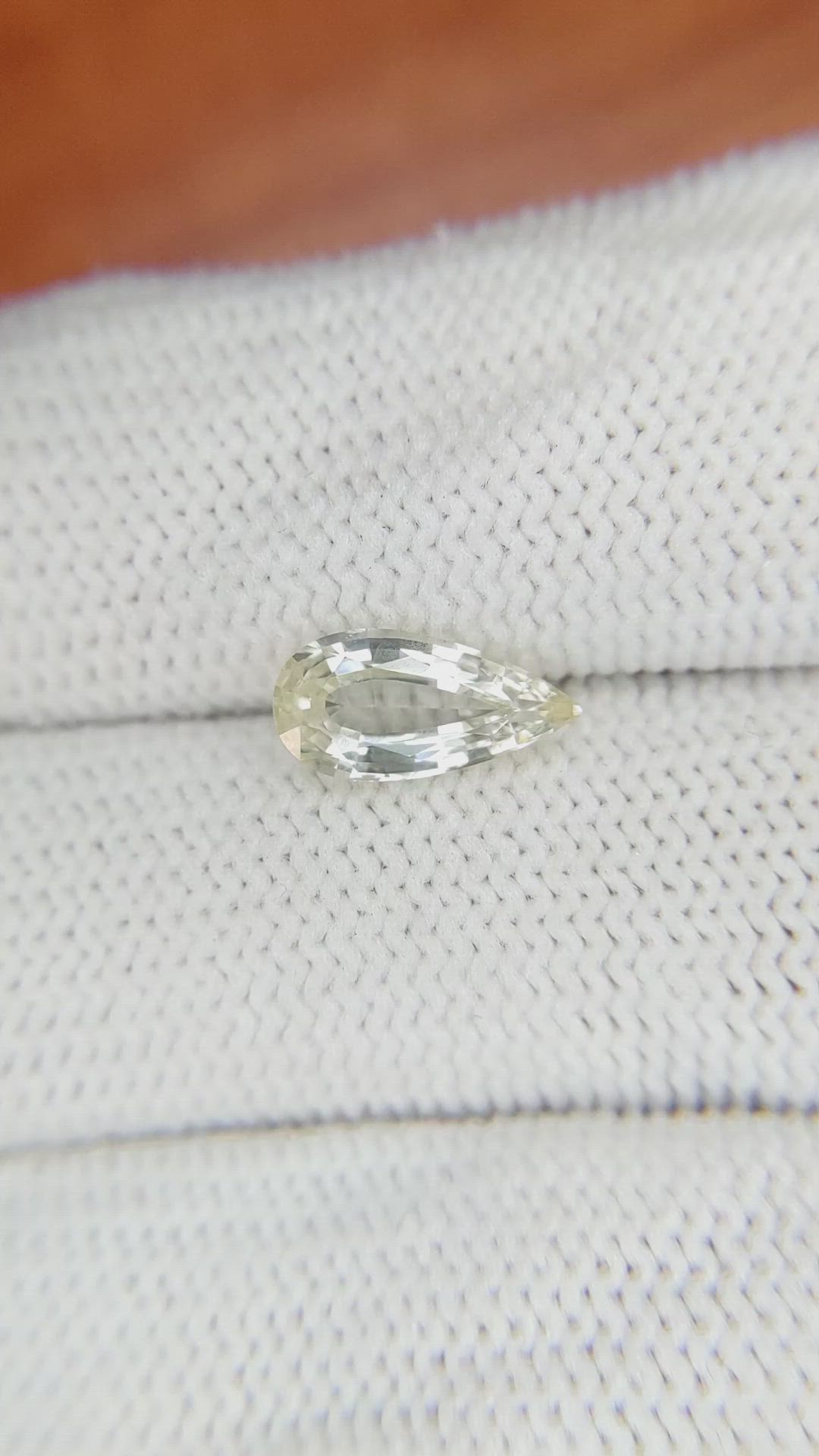 1.41 Ct. Yellow Sapphire from Ceylon (Sri Lanka) Size Video