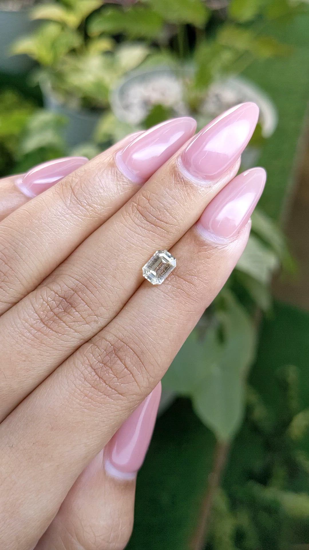 1.08 Ct. Yellow Sapphire from Ceylon (Sri Lanka) Size Video