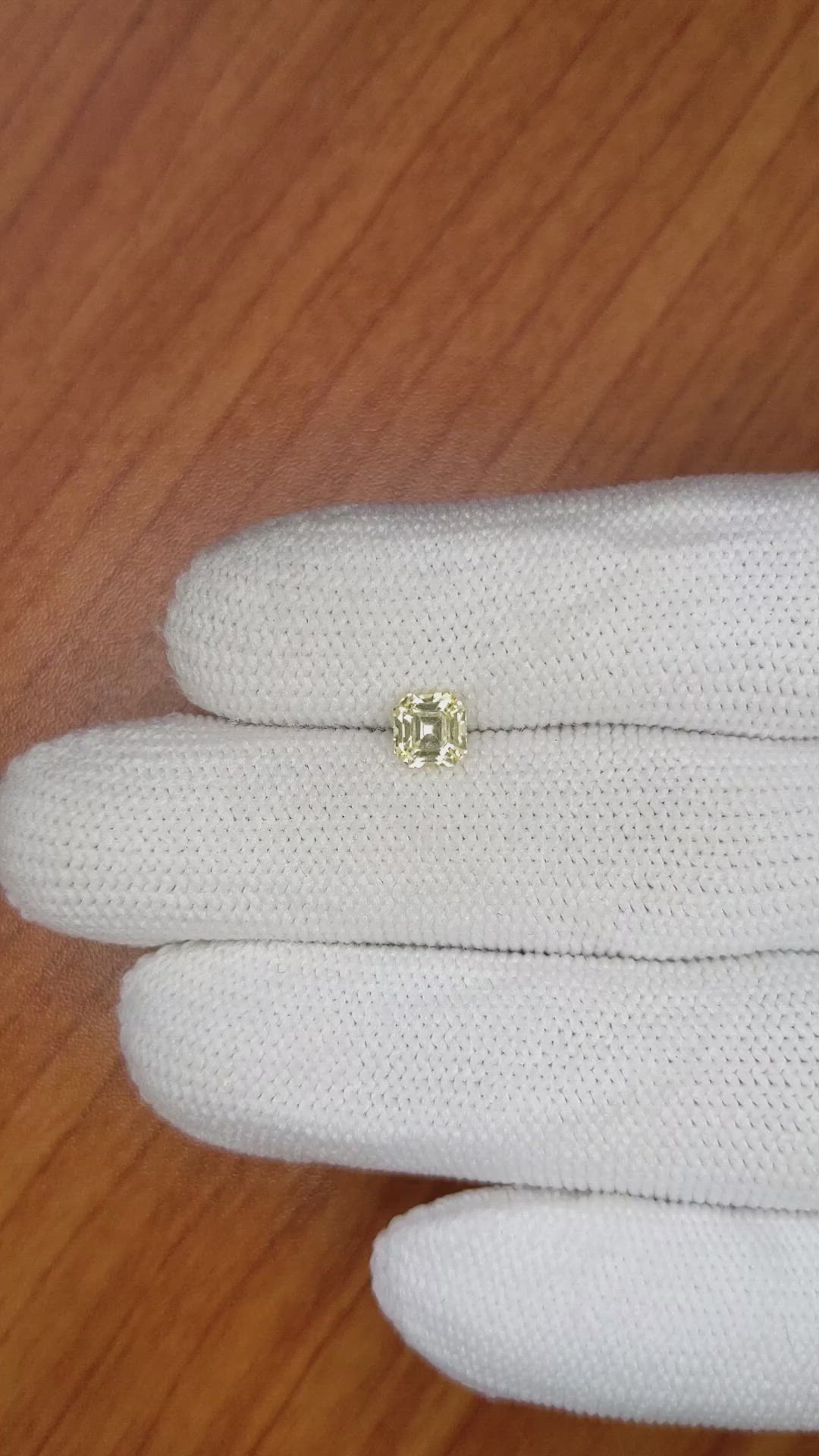 0.93 Ct. Yellow Sapphire from Ceylon (Sri Lanka) Size Video