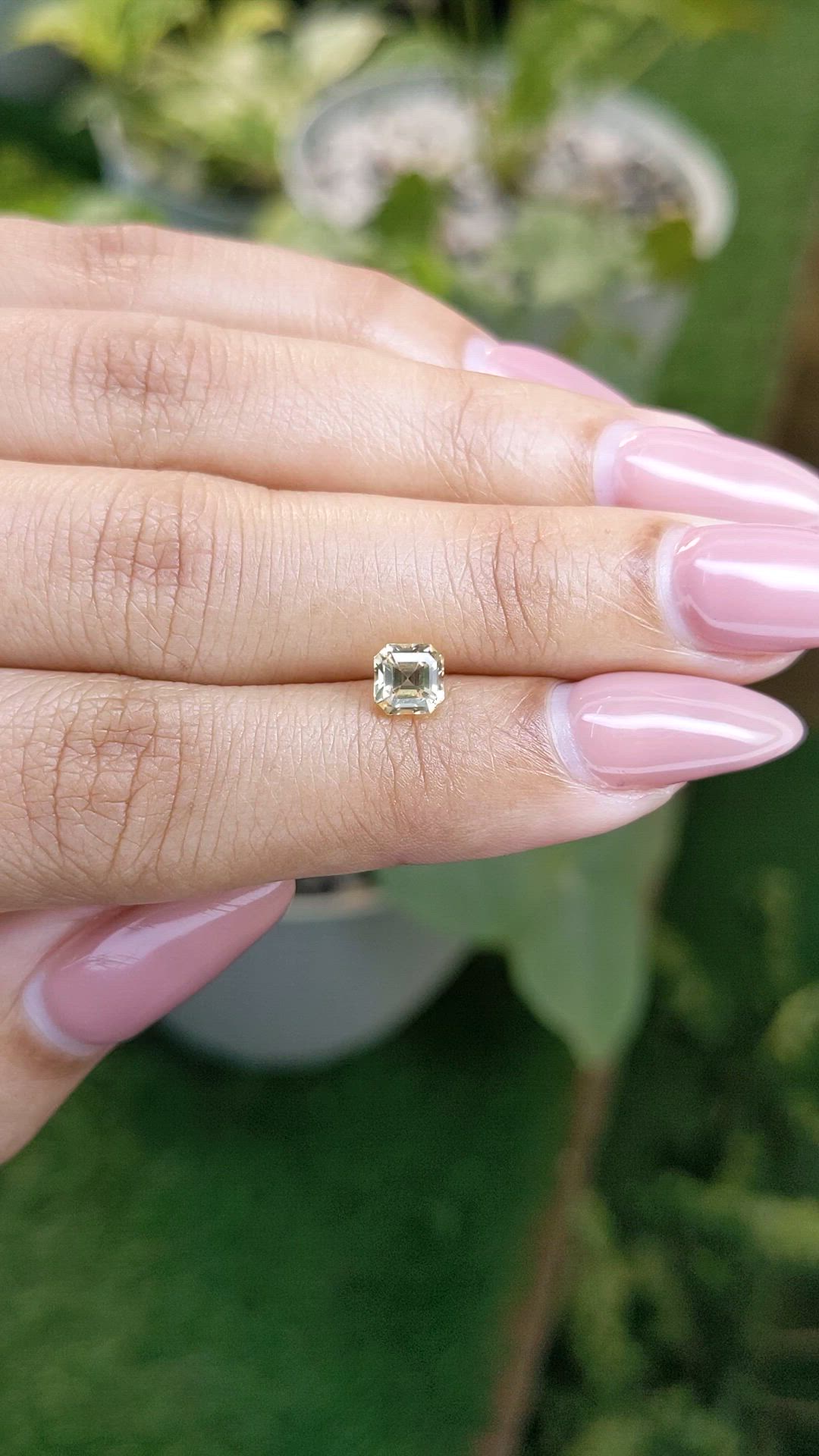 0.93 Ct. Yellow Sapphire from Ceylon (Sri Lanka) Size Video