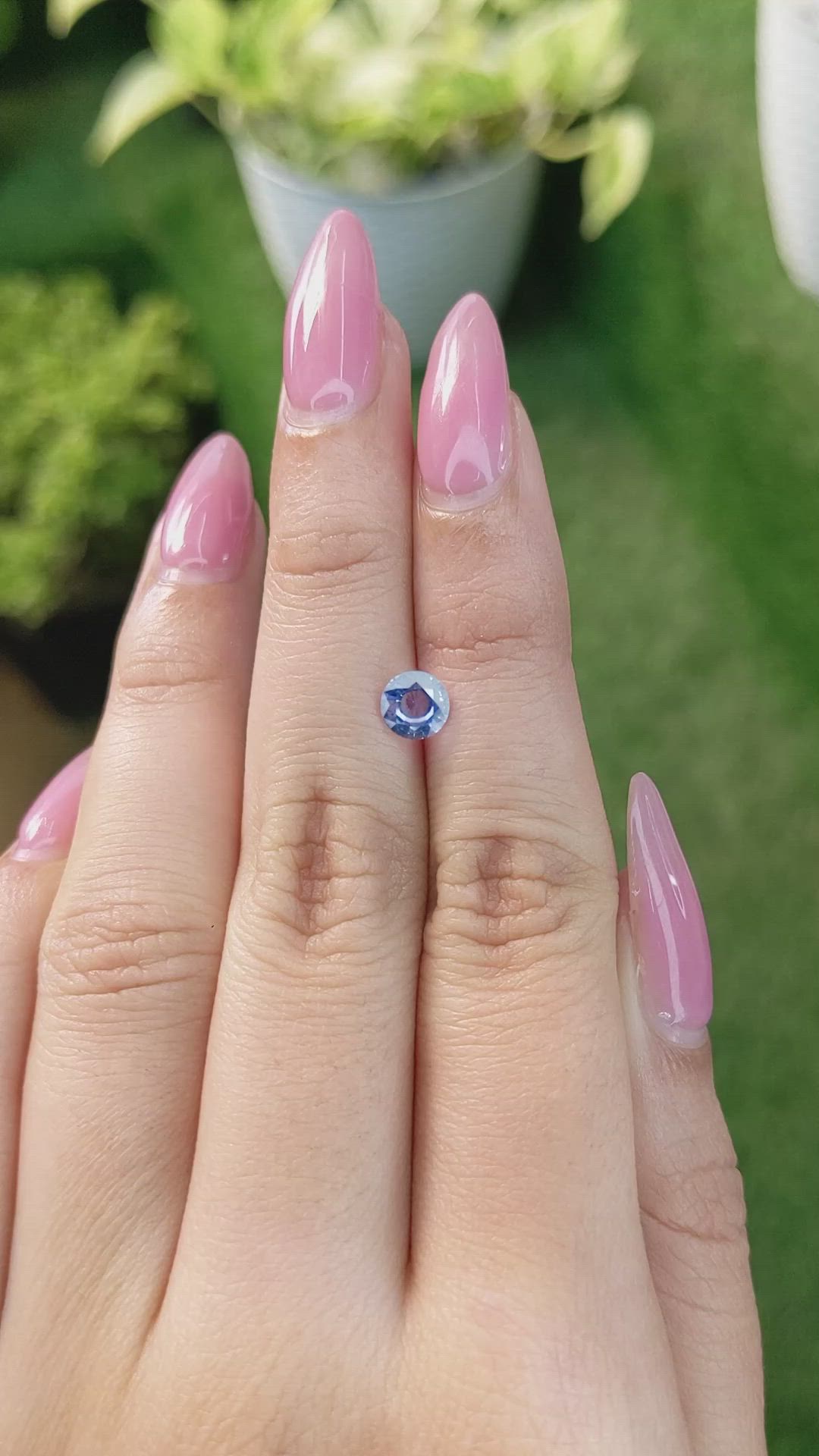 0.75 Ct. Blue Sapphire from Ceylon (Sri Lanka) Size Video