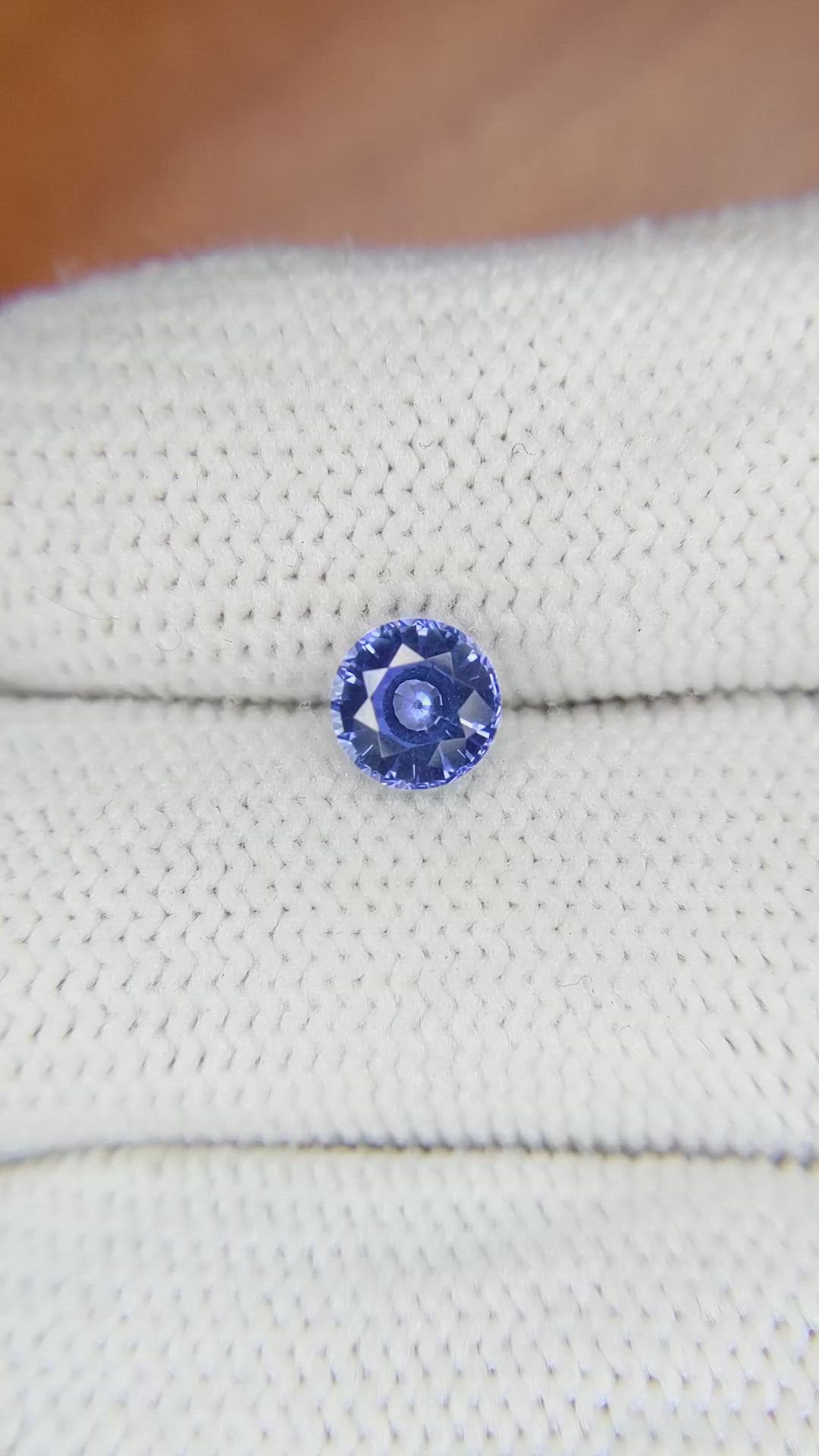 0.86 Ct. Blue Sapphire from Ceylon (Sri Lanka) Size Video