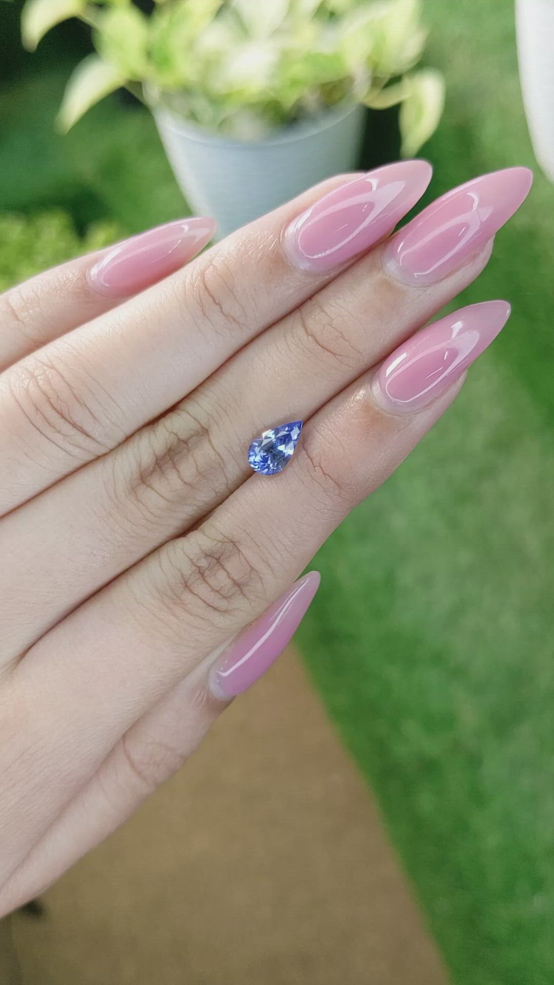 1.47 Ct. Blue Sapphire from Ceylon (Sri Lanka) Size Video