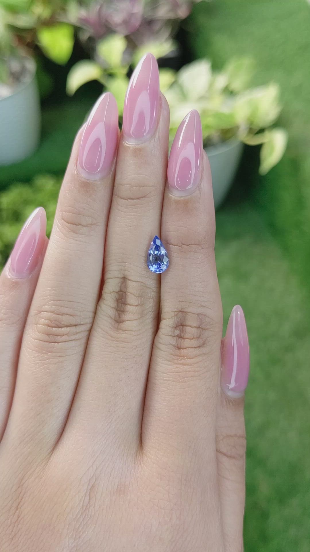 1.47 Ct. Blue Sapphire from Ceylon (Sri Lanka) Size Video