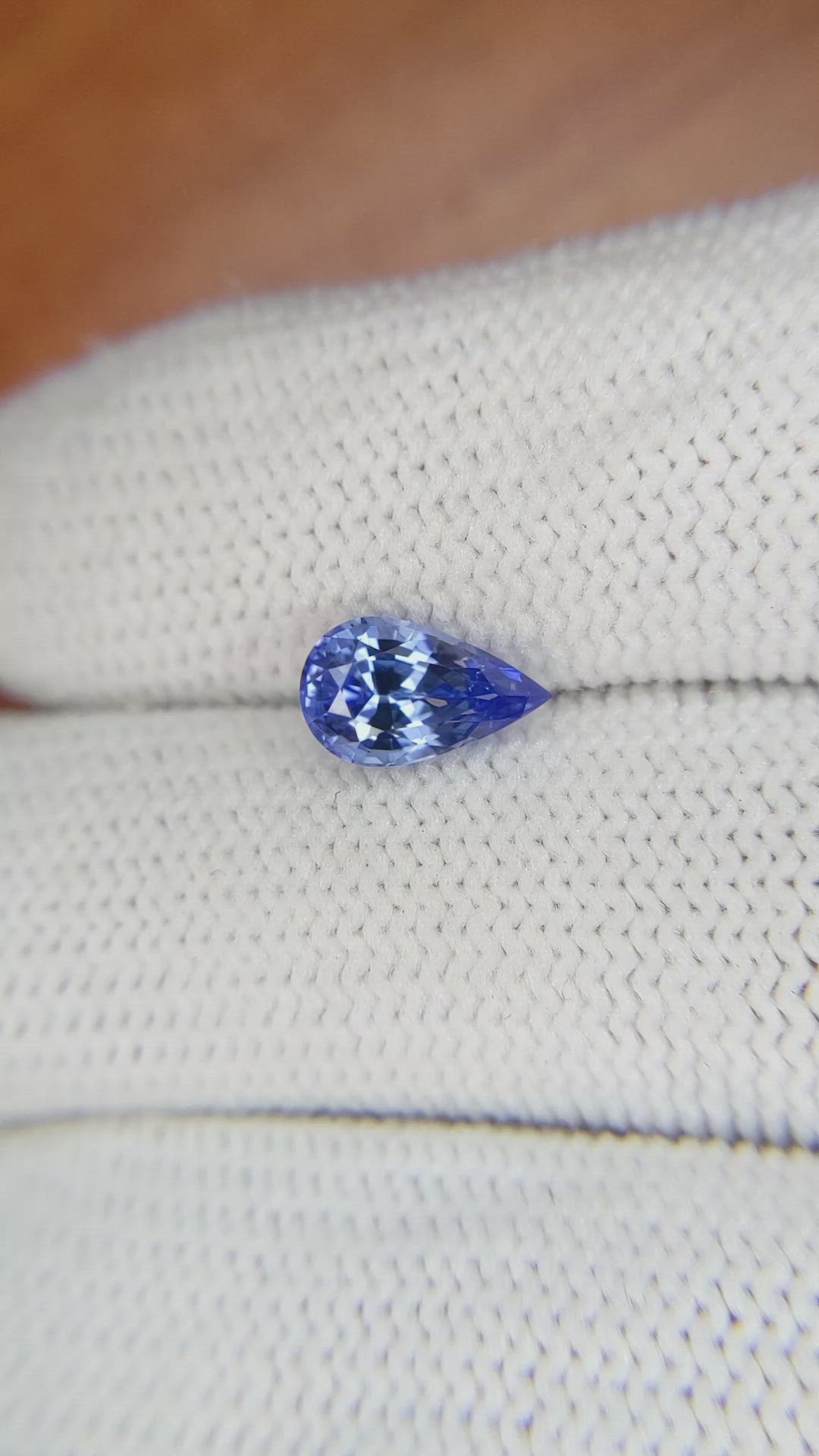 1.47 Ct. Blue Sapphire from Ceylon (Sri Lanka) Size Video