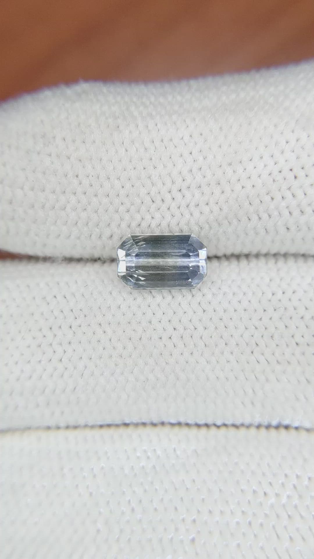 1.88 Ct. Bi Color Sapphire from Ceylon (Sri Lanka) Size Video