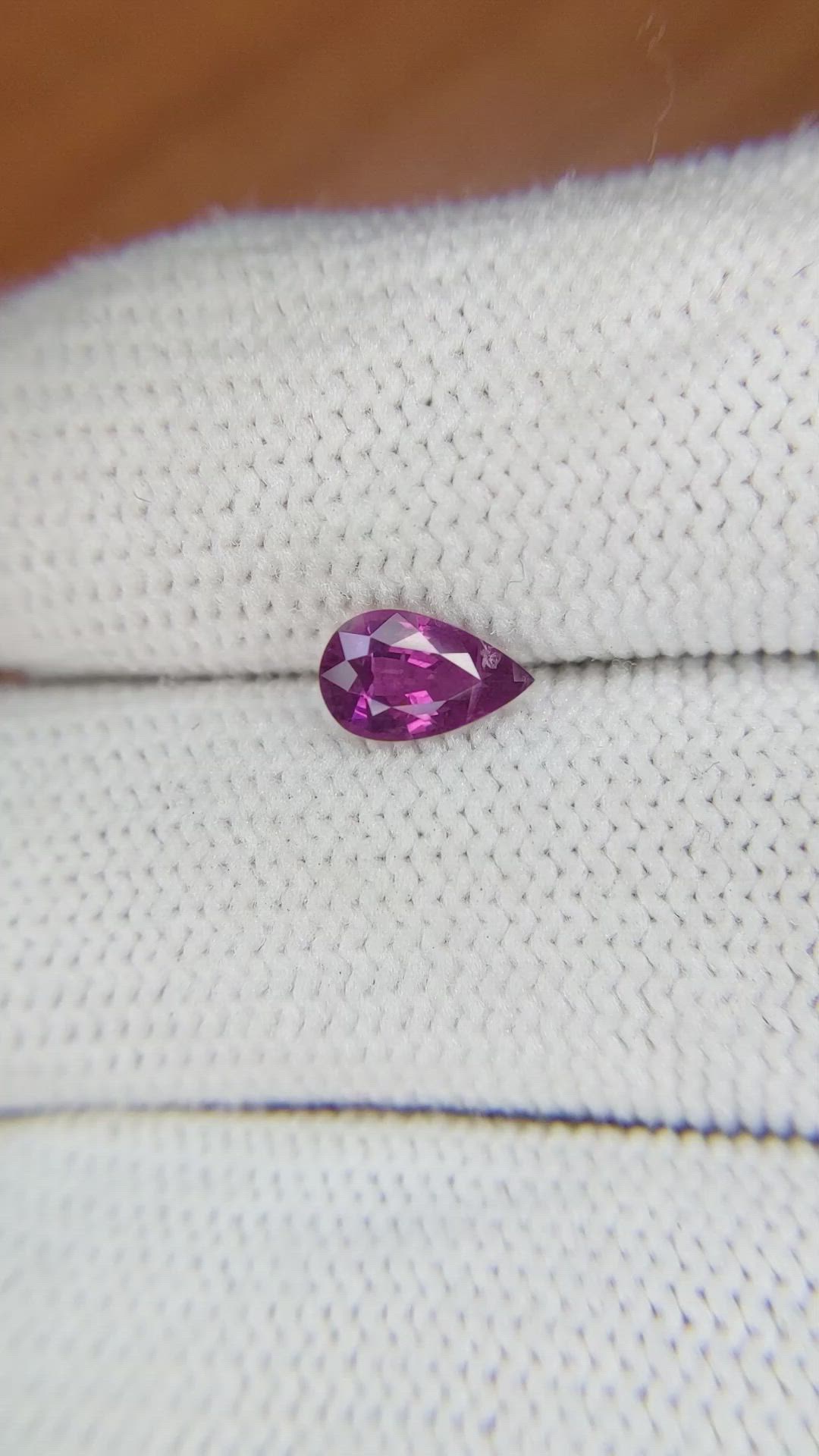 0.74 Ct. Purplish Pink Sapphire from Ceylon (Sri Lanka) Size Video
