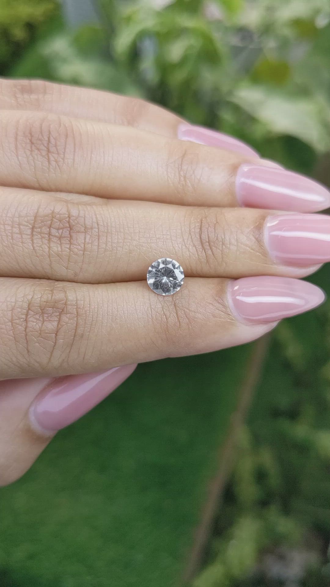 1.05 Ct. White Sapphire from Ceylon (Sri Lanka) Size Video