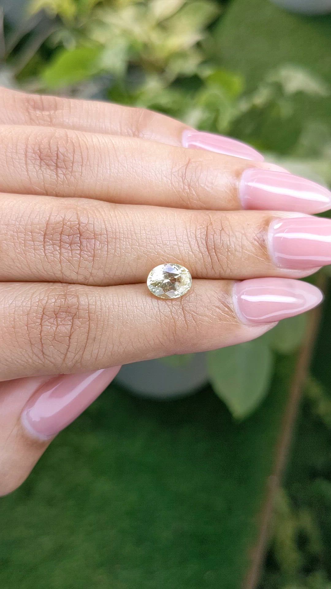 2.01 Ct. Yellow Sapphire from Ceylon (Sri Lanka) Size Video