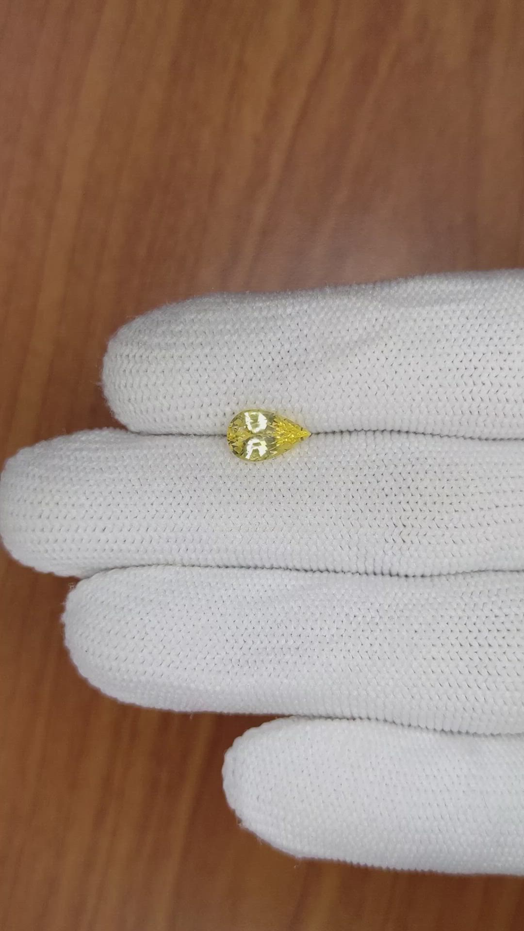 1.49 Ct. Yellow Sapphire from Ceylon (Sri Lanka) Size Video