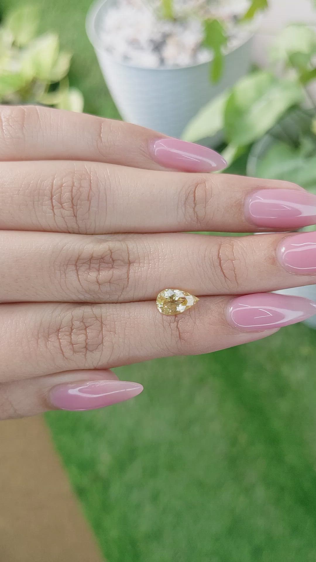 1.49 Ct. Yellow Sapphire from Ceylon (Sri Lanka) Size Video