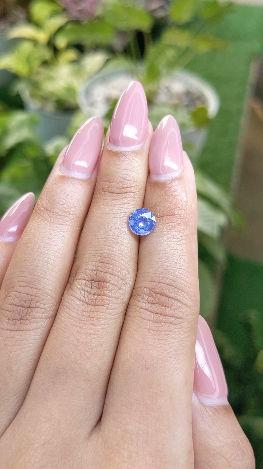 1.35 Ct. Blue Sapphire from Ceylon (Sri Lanka) Size Video