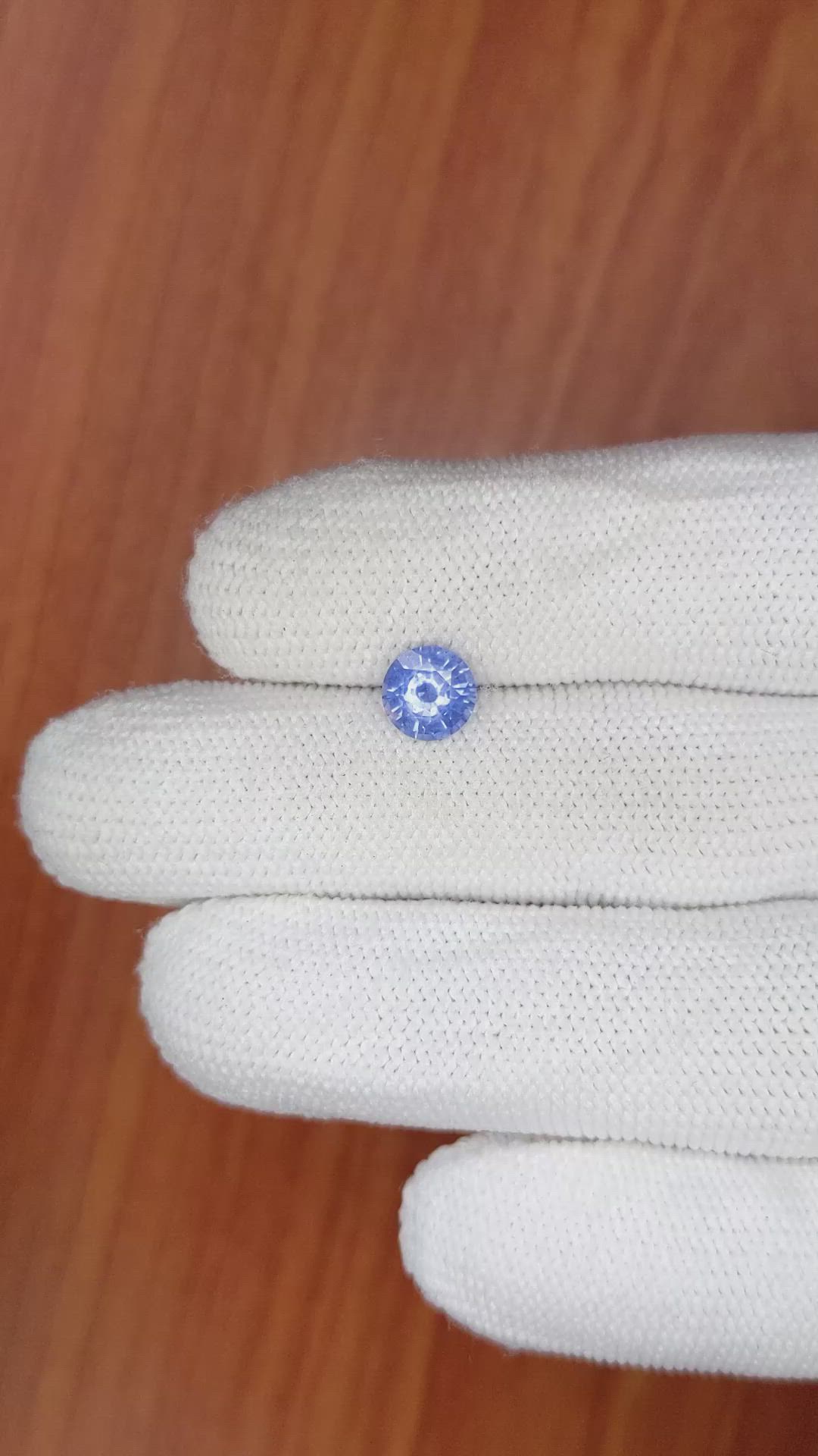 1.35 Ct. Blue Sapphire from Ceylon (Sri Lanka) Size Video